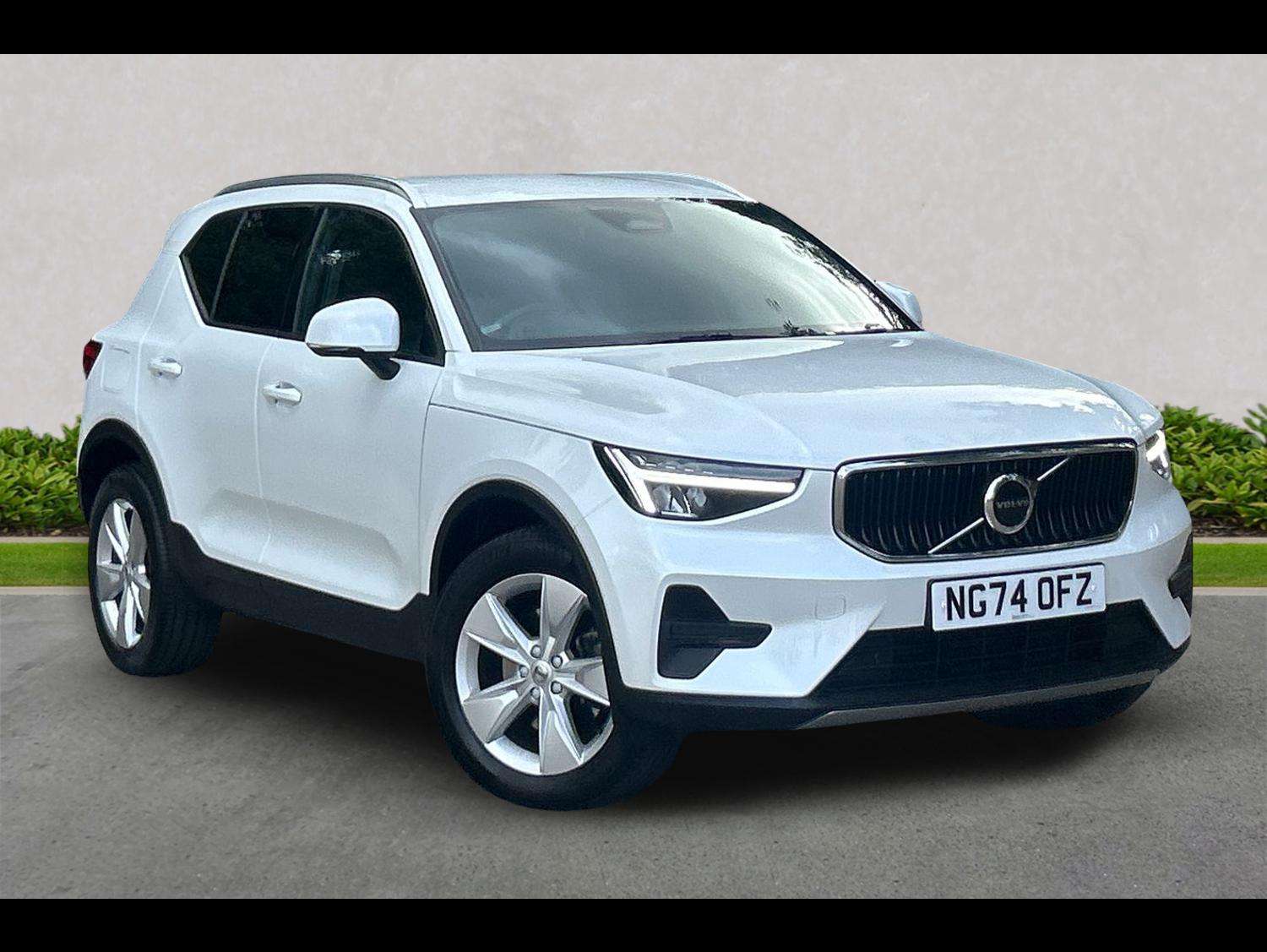 VOLVO XC40 ESTATE 2.0 B3P Core 5Dr Auto