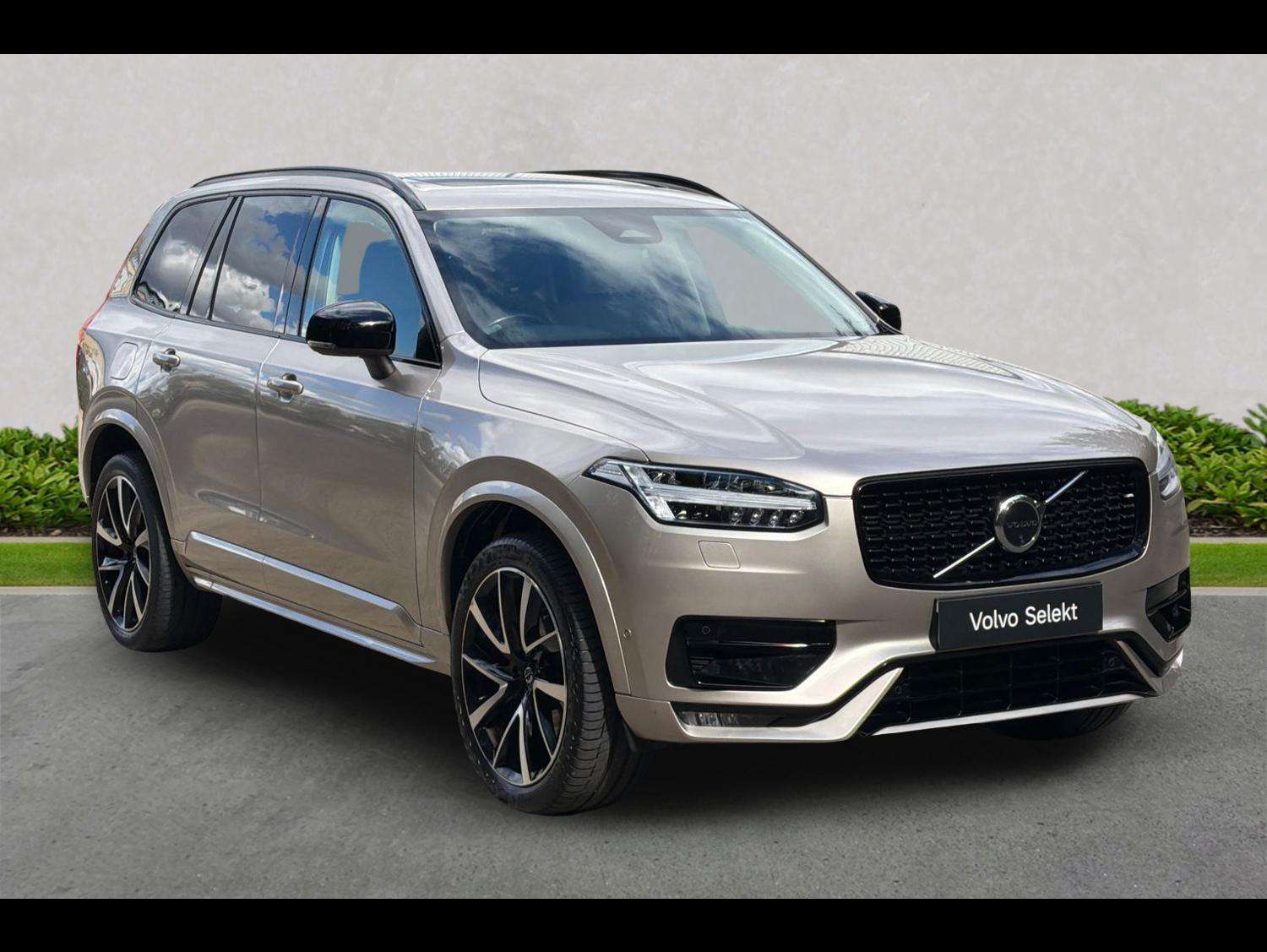 VOLVO XC90 DIESEL ESTATE 2.0 B5D [235] Plus Dark 5Dr Awd Geartronic