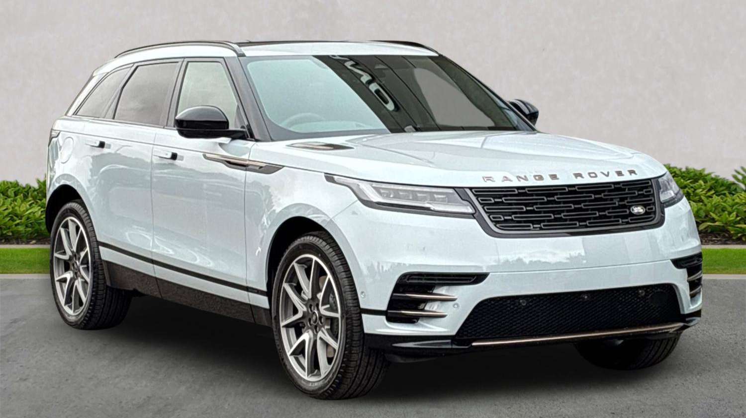 LAND ROVER RANGE ROVER VELAR ESTATE 2.0 P400E Autobiography 5Dr Auto [Revised]