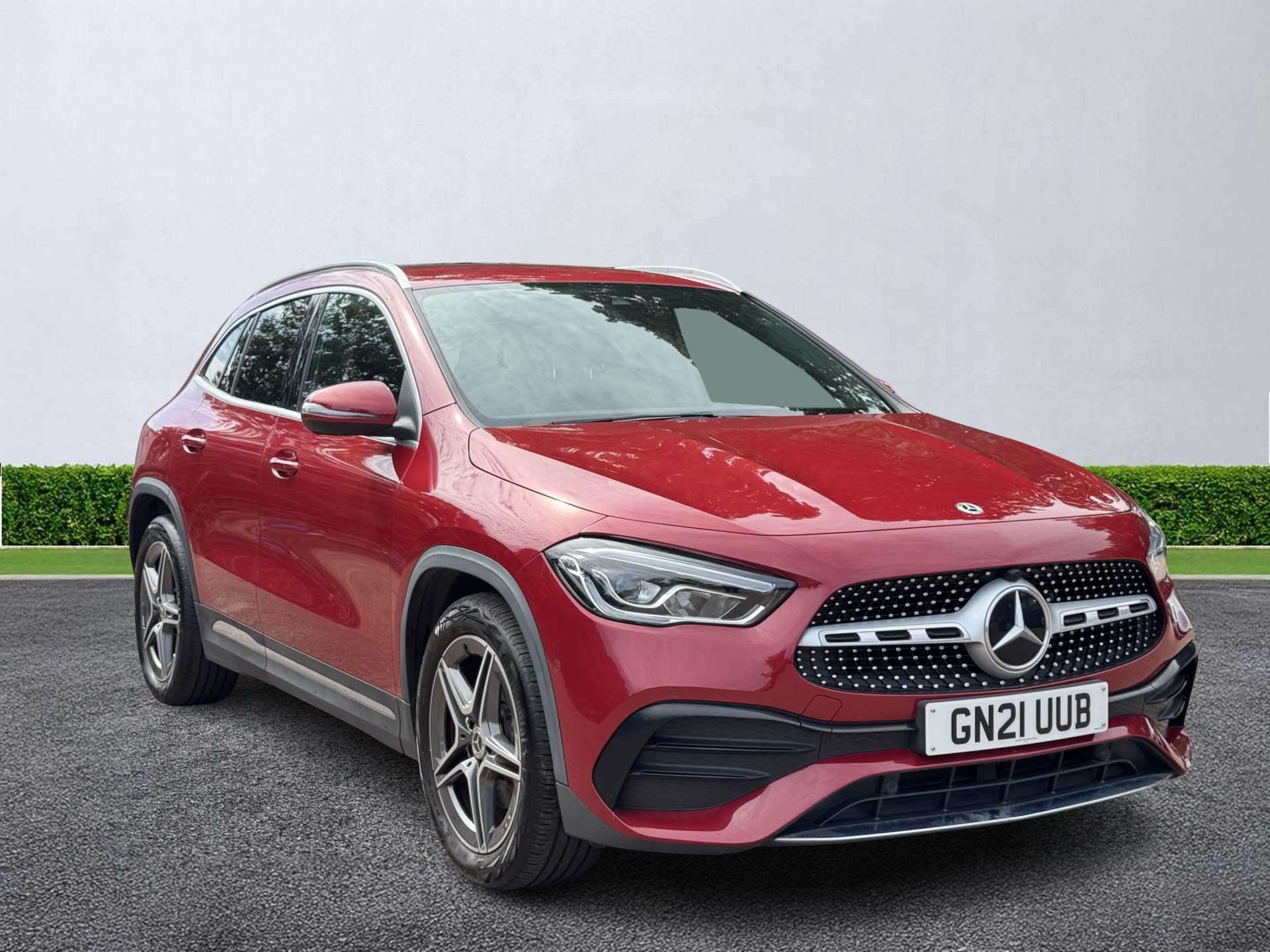 MERCEDES-BENZ GLA HATCHBACK Gla 200 Amg Line Executive 5Dr Auto