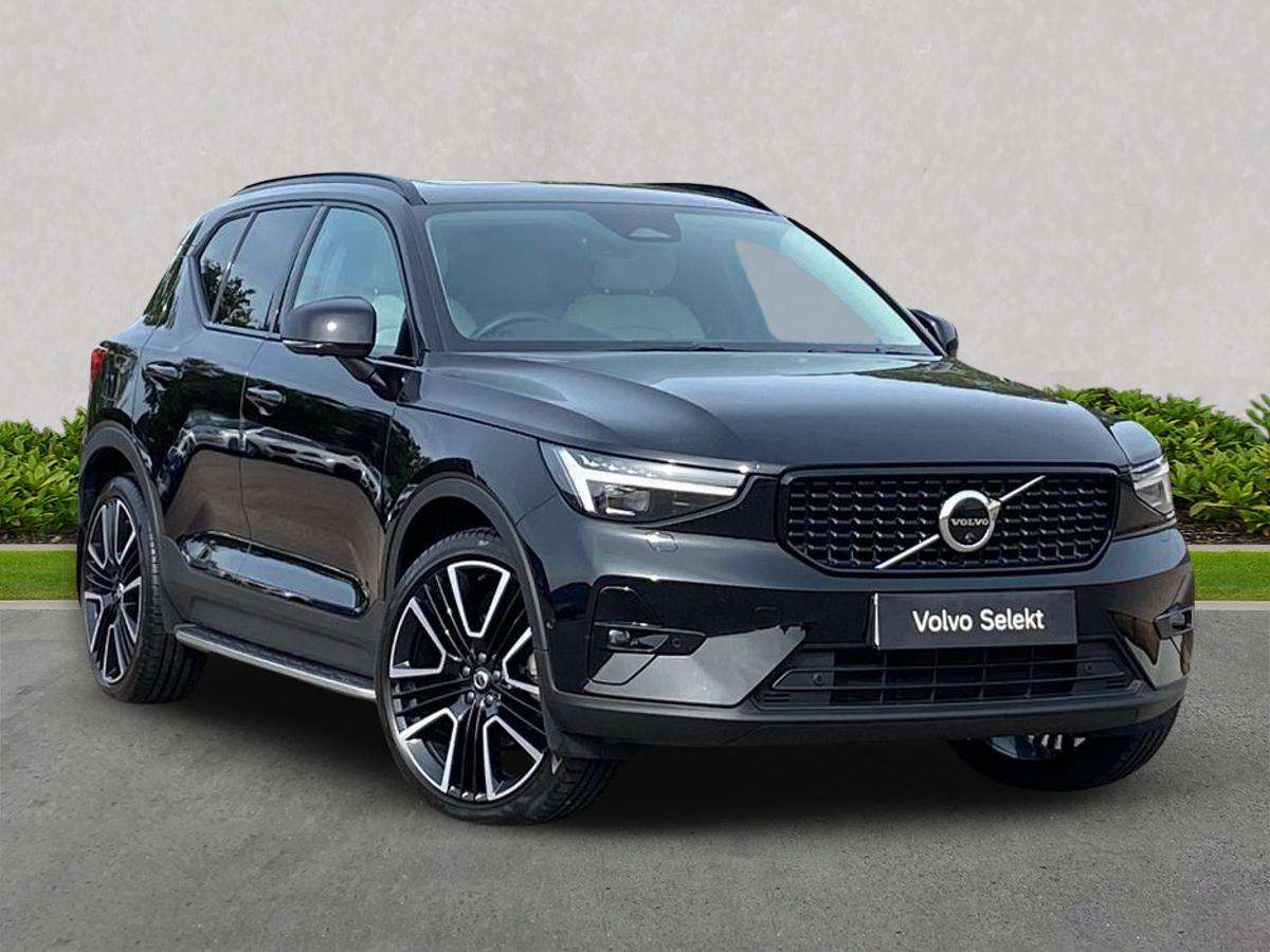 VOLVO XC40 ESTATE 2.0 B3P Ultra Dark 5Dr Auto