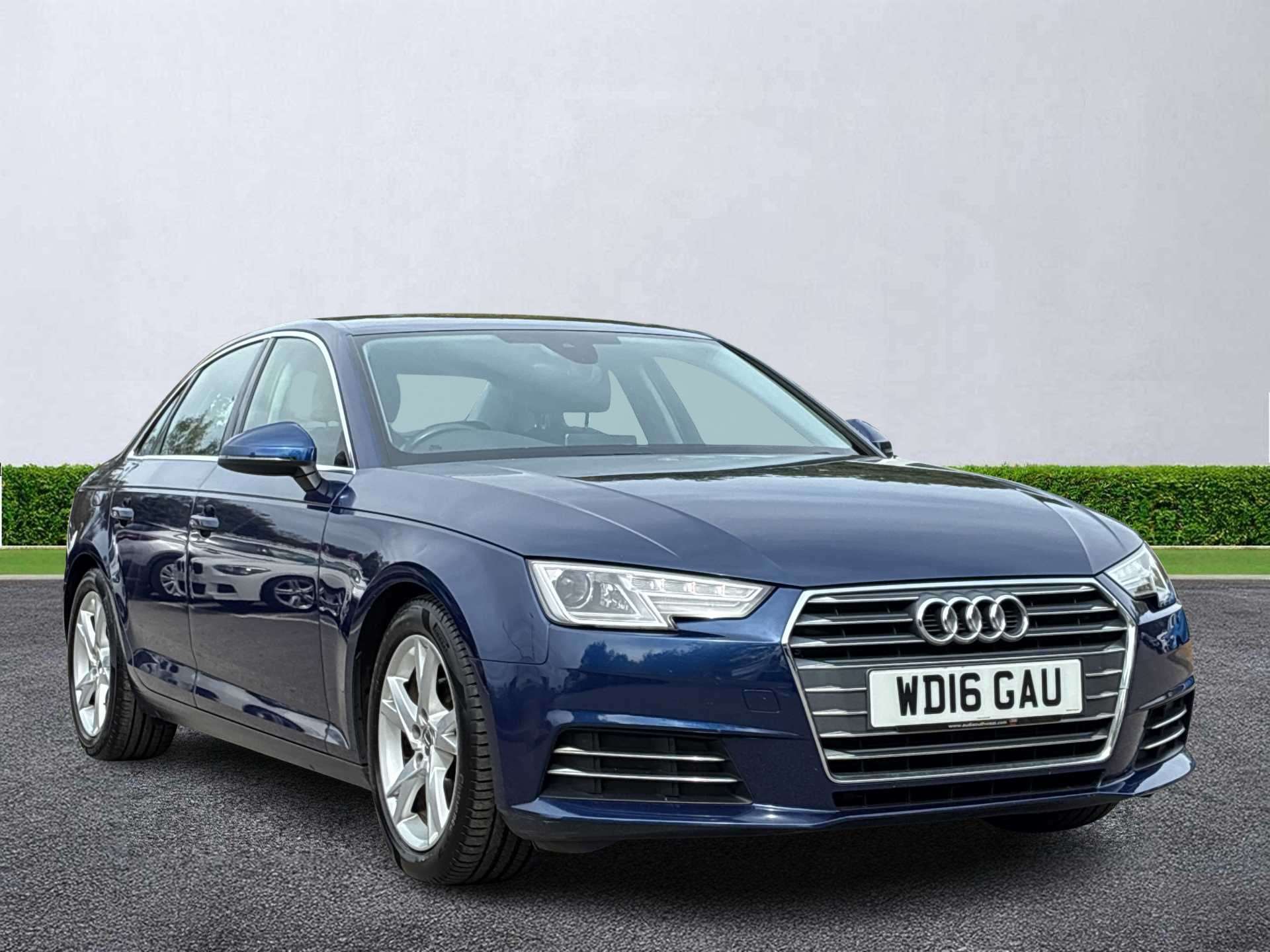 AUDI A4 DIESEL SALOON 2.0 Tdi Ultra Se 4Dr