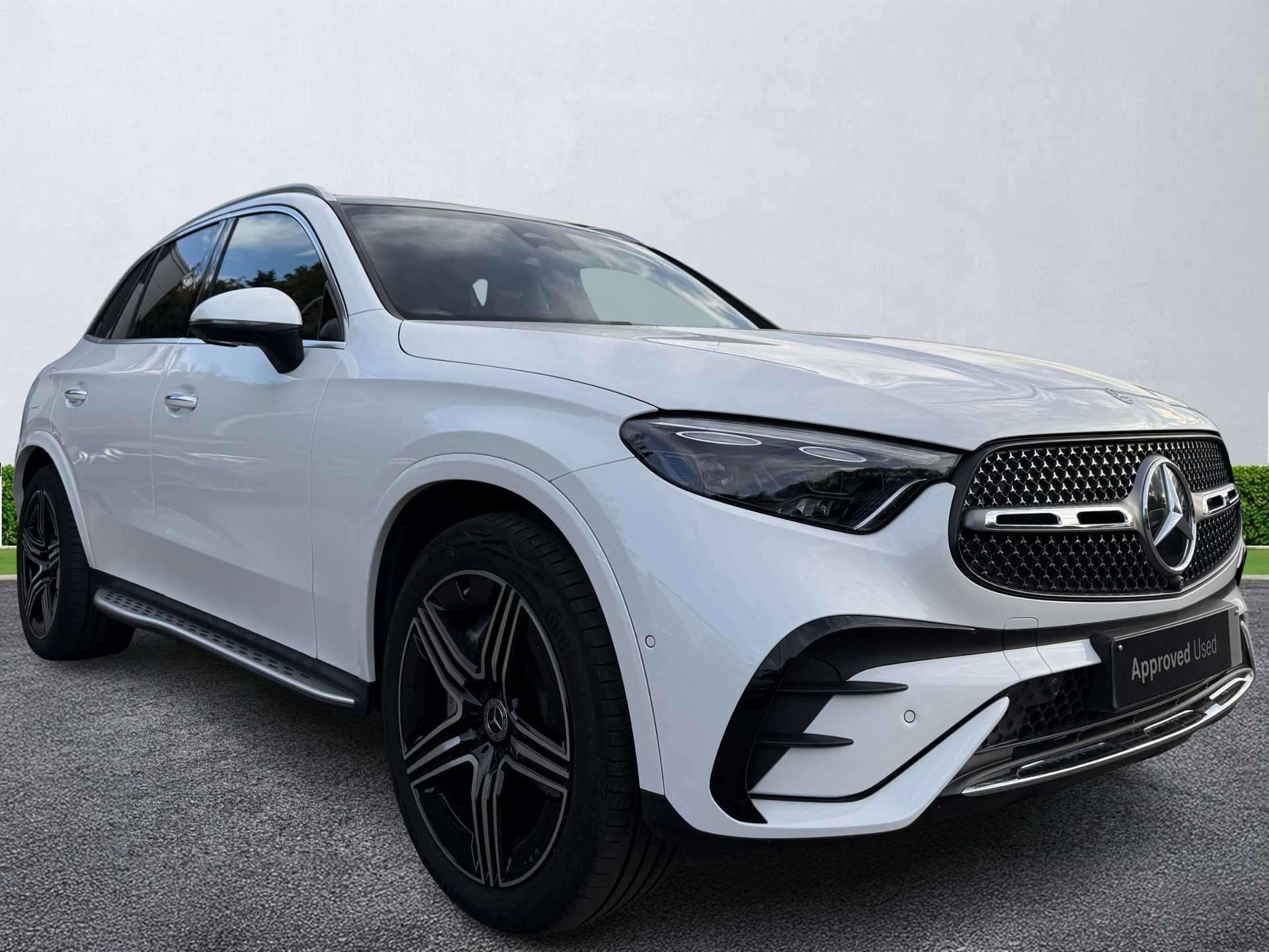 MERCEDES-BENZ GLC DIESEL ESTATE Glc 300D 4Matic Amg Line Prem [Pan] 5Dr 9G-Tronic