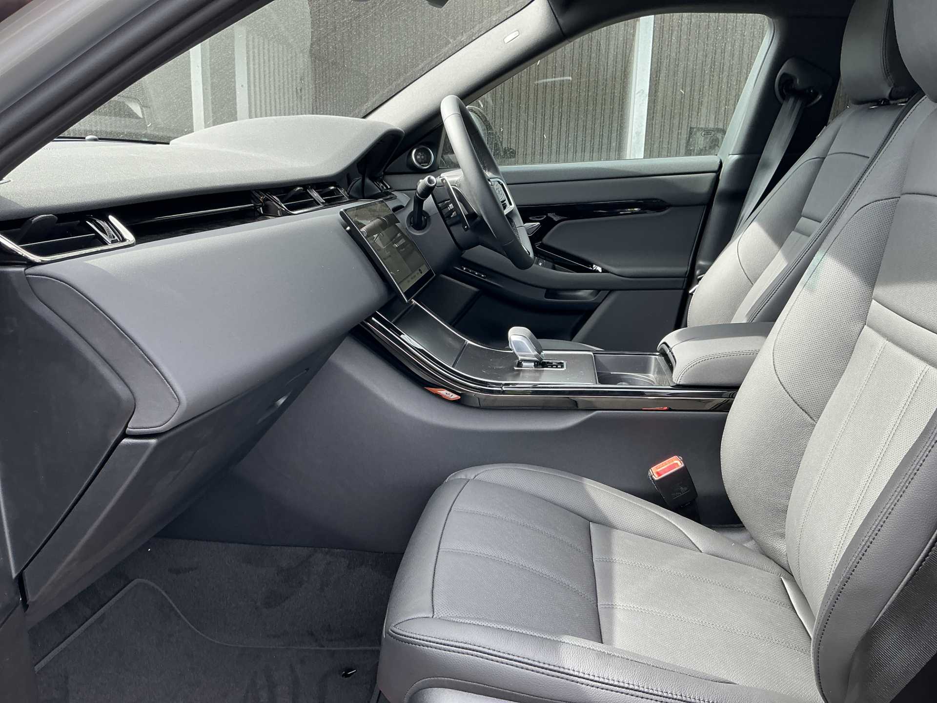 New In Stock LAND ROVER RANGE ROVER EVOQUE 2.0 D200 Edition 5Dr Auto ...