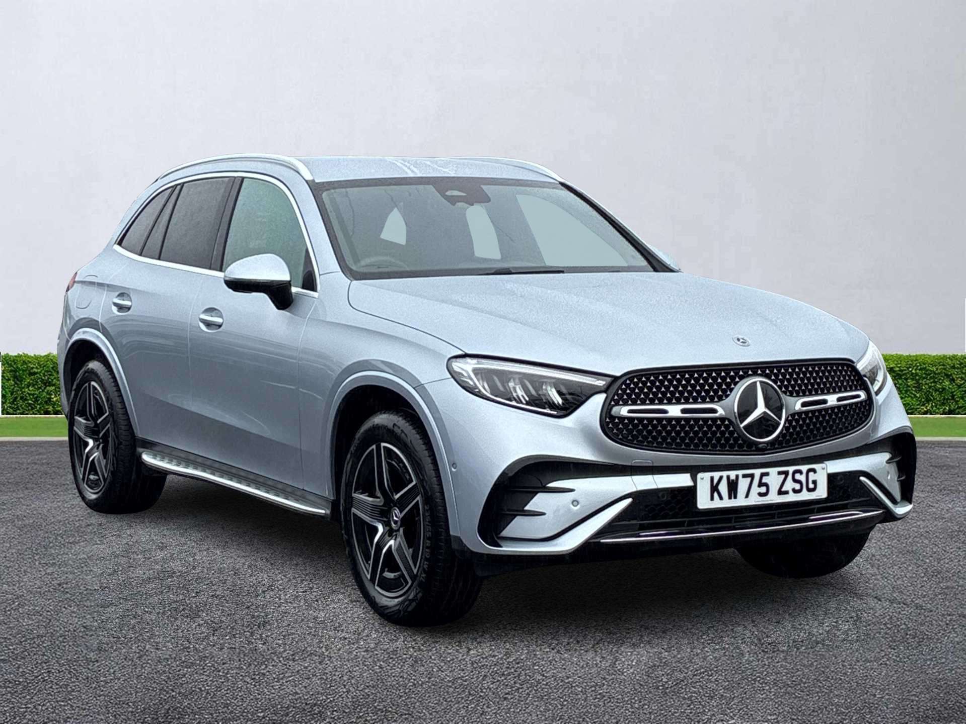 MERCEDES-BENZ GLC ESTATE Glc 300E 4Matic Amg Line 5Dr 9G-Tronic