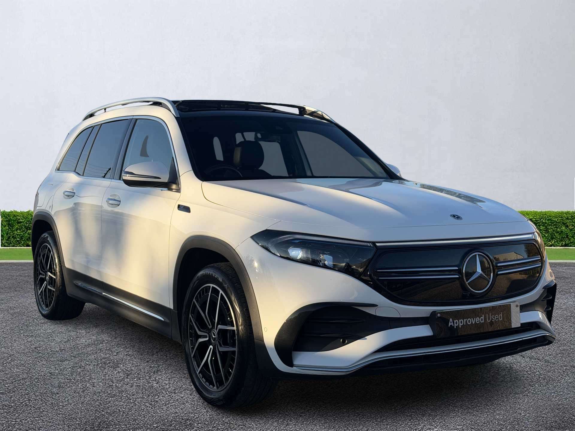 MERCEDES-BENZ EQB ESTATE EQB 300 4M 168kW AMG Line Premium 66.5kWh 5dr Auto