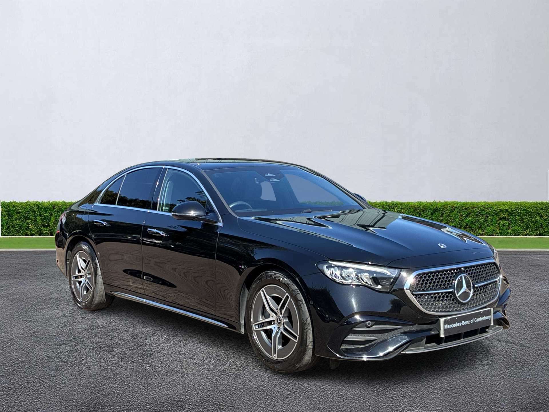 MERCEDES-BENZ E CLASS SALOON E200 Amg Line 4Dr 9G-Tronic