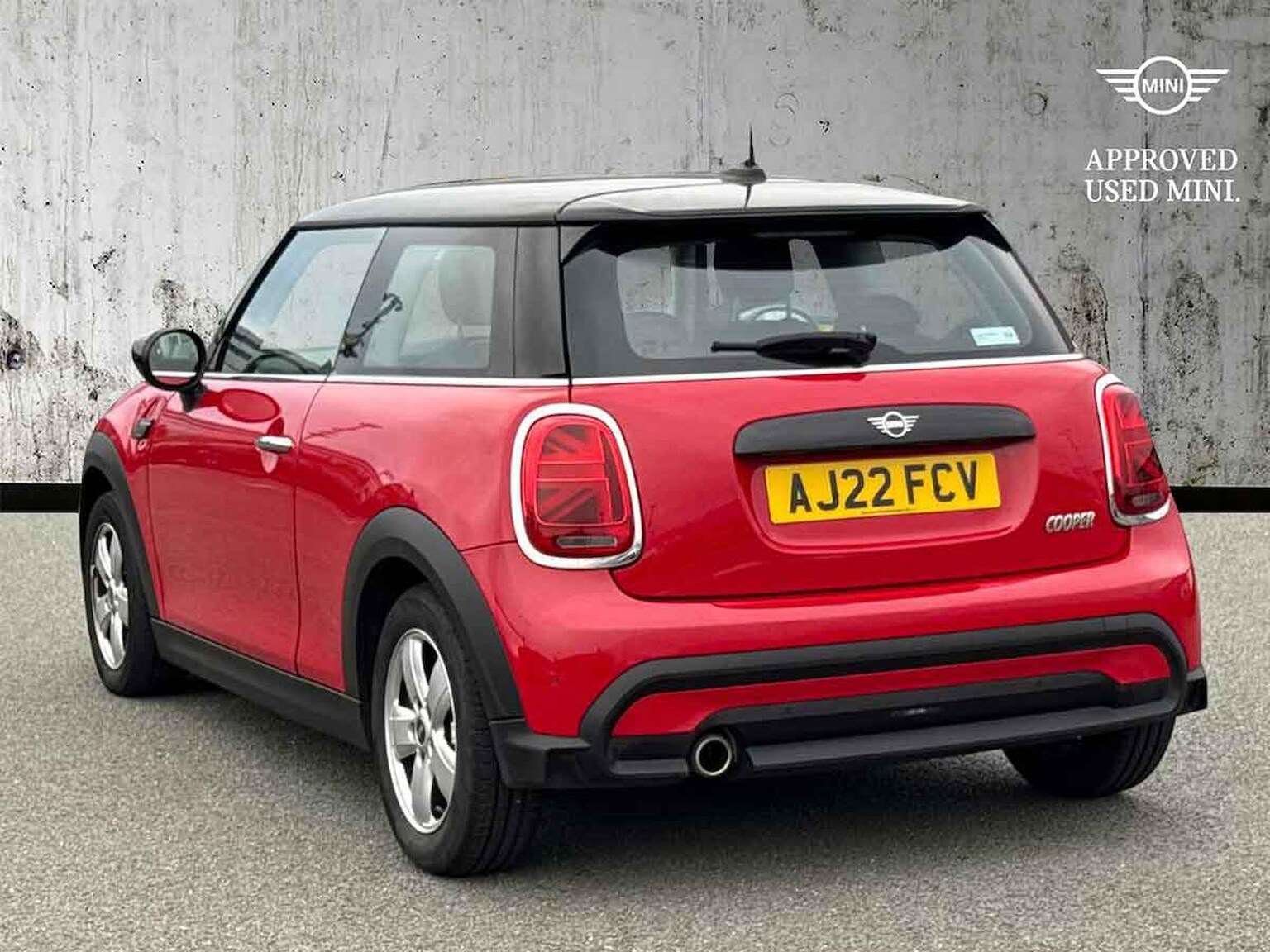 Mini Hatch Rear Used MINI HATCHBACK 1.5 Cooper Classic 3Dr Auto 2025 | Lookers MINI