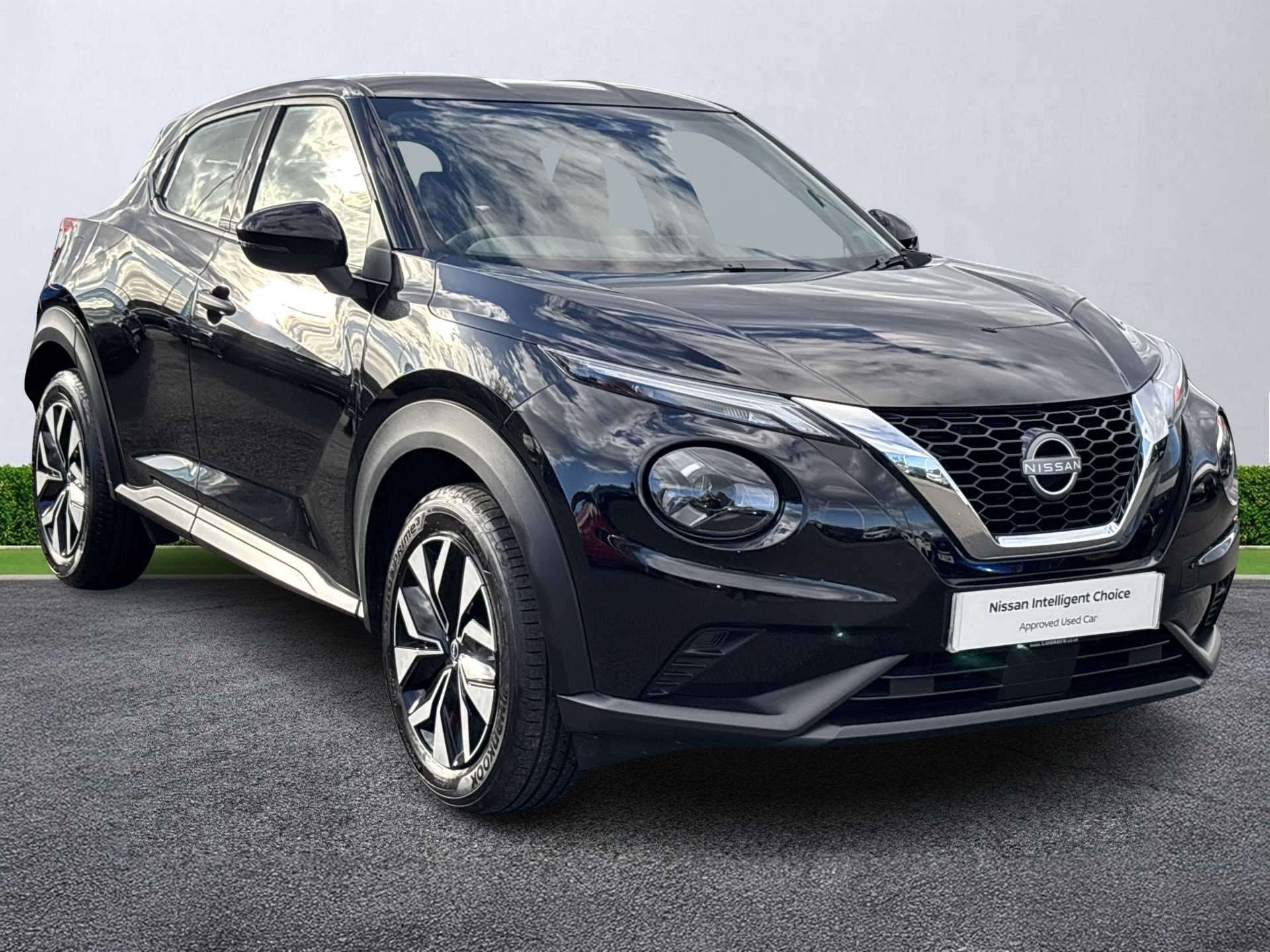 NISSAN JUKE HATCHBACK 1.0 Dig-T Acenta Premium 5Dr