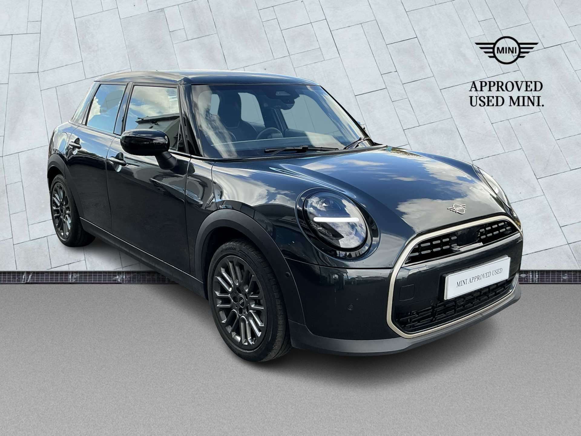 MINI COOPER HATCHBACK 1.5 C Exclusive 5Dr Auto