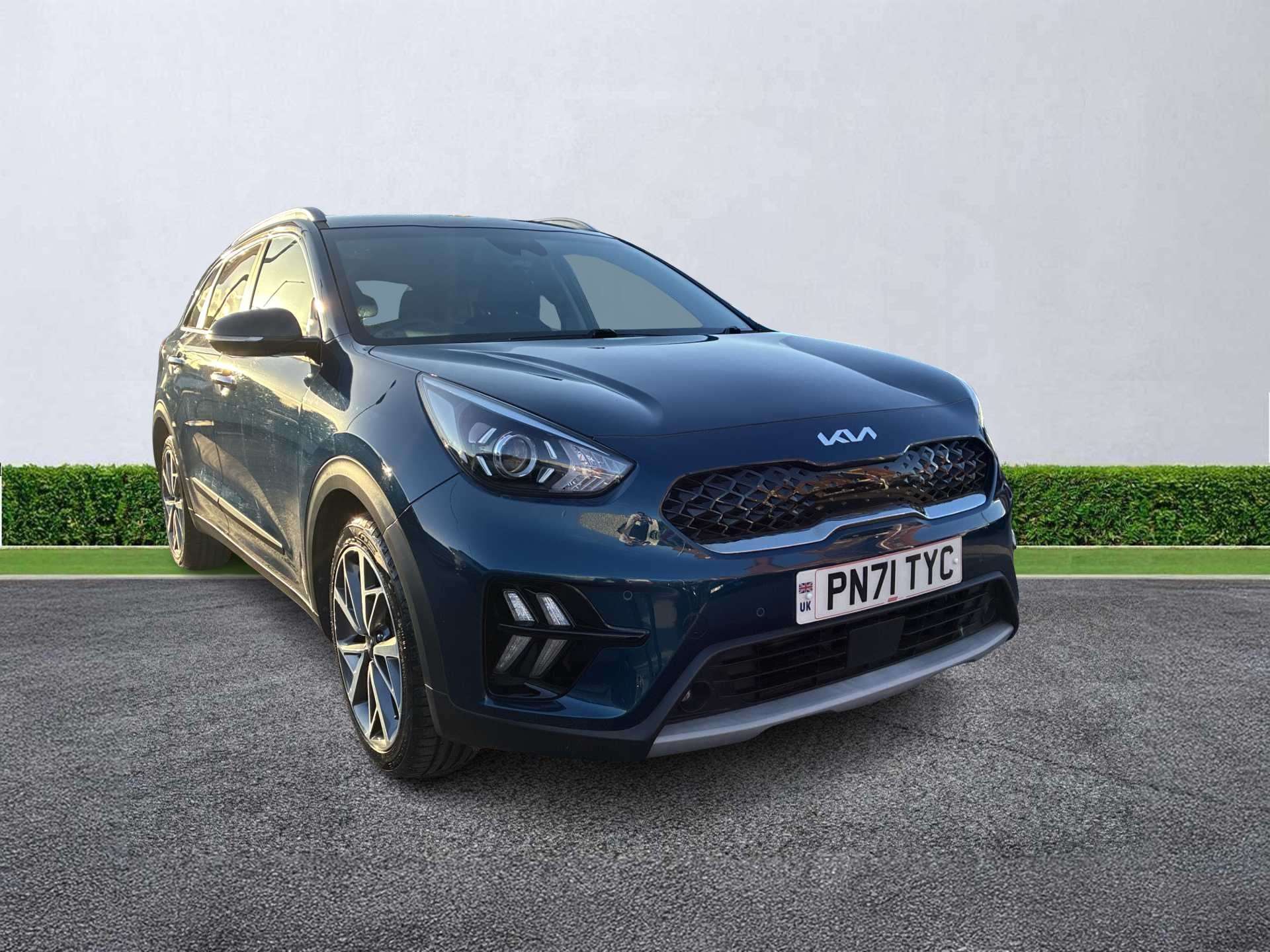 KIA NIRO ESTATE 1.6 Gdi Hybrid 3 5Dr Dct
