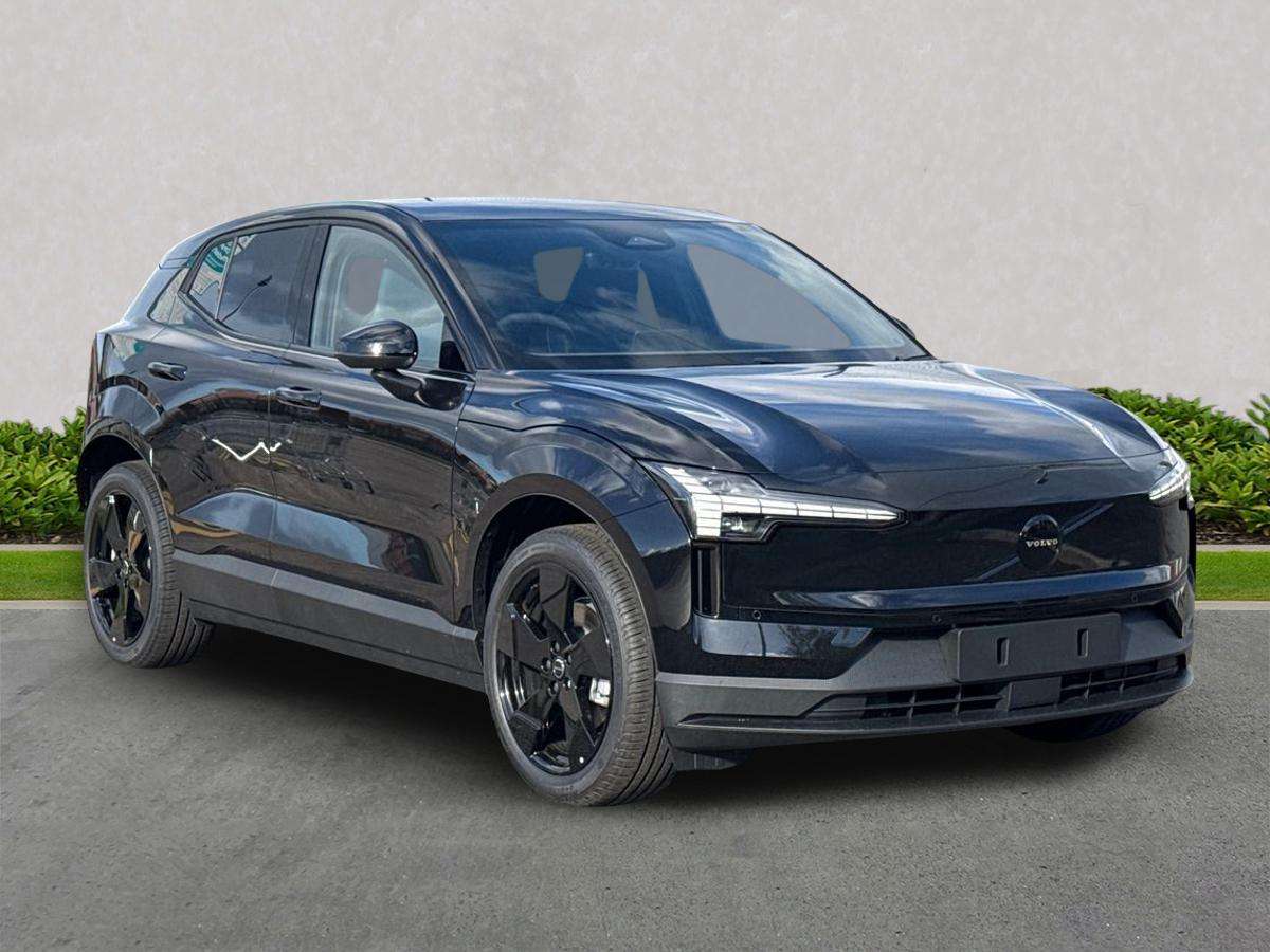 VOLVO EX30 ESTATE 200kW P5 Long Range Ultra Black Ed 69kWh 5dr Auto