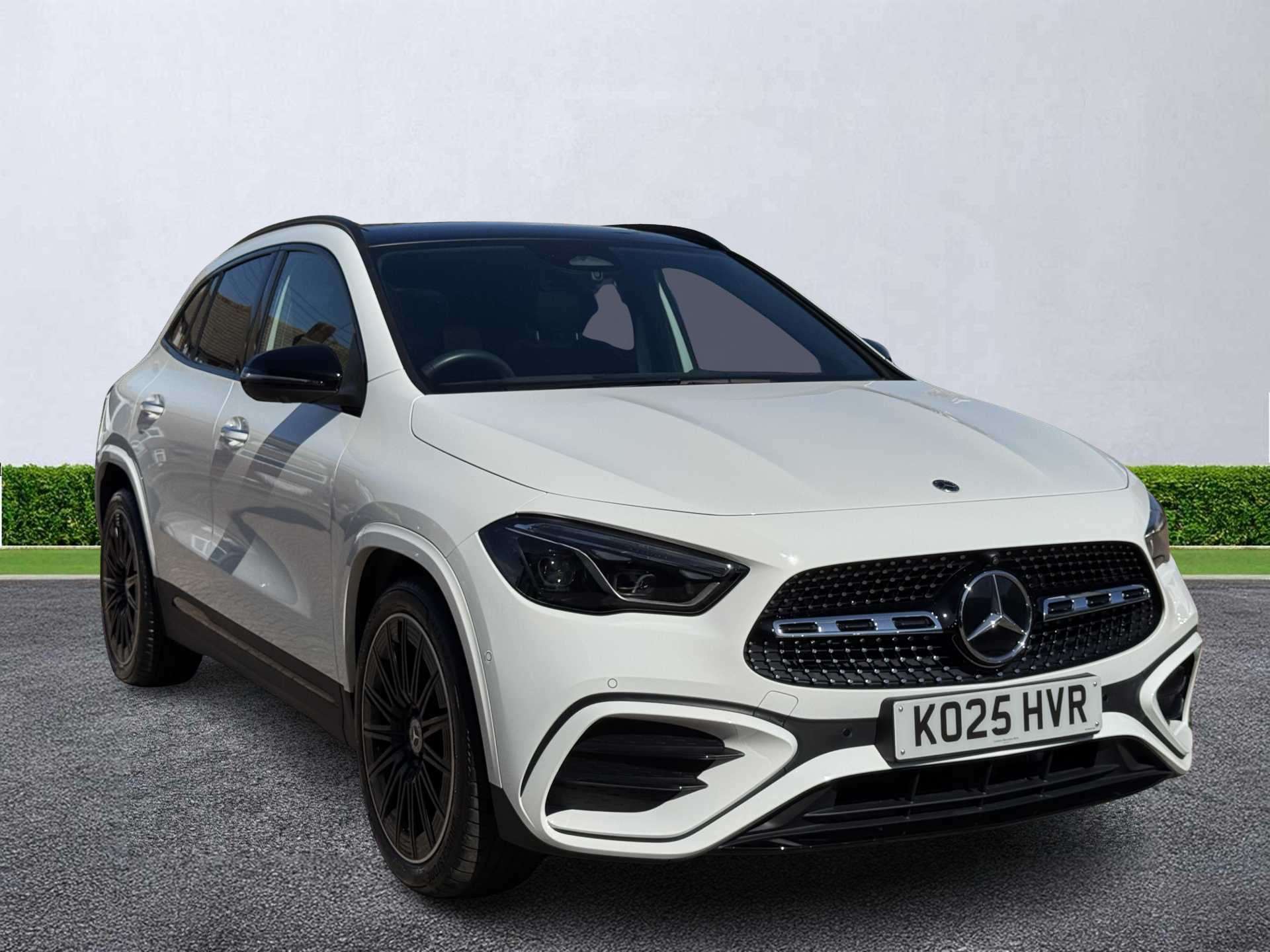 MERCEDES-BENZ GLA DIESEL HATCHBACK Gla 220D 4Matic Amg Line Premium Plus 5Dr Auto