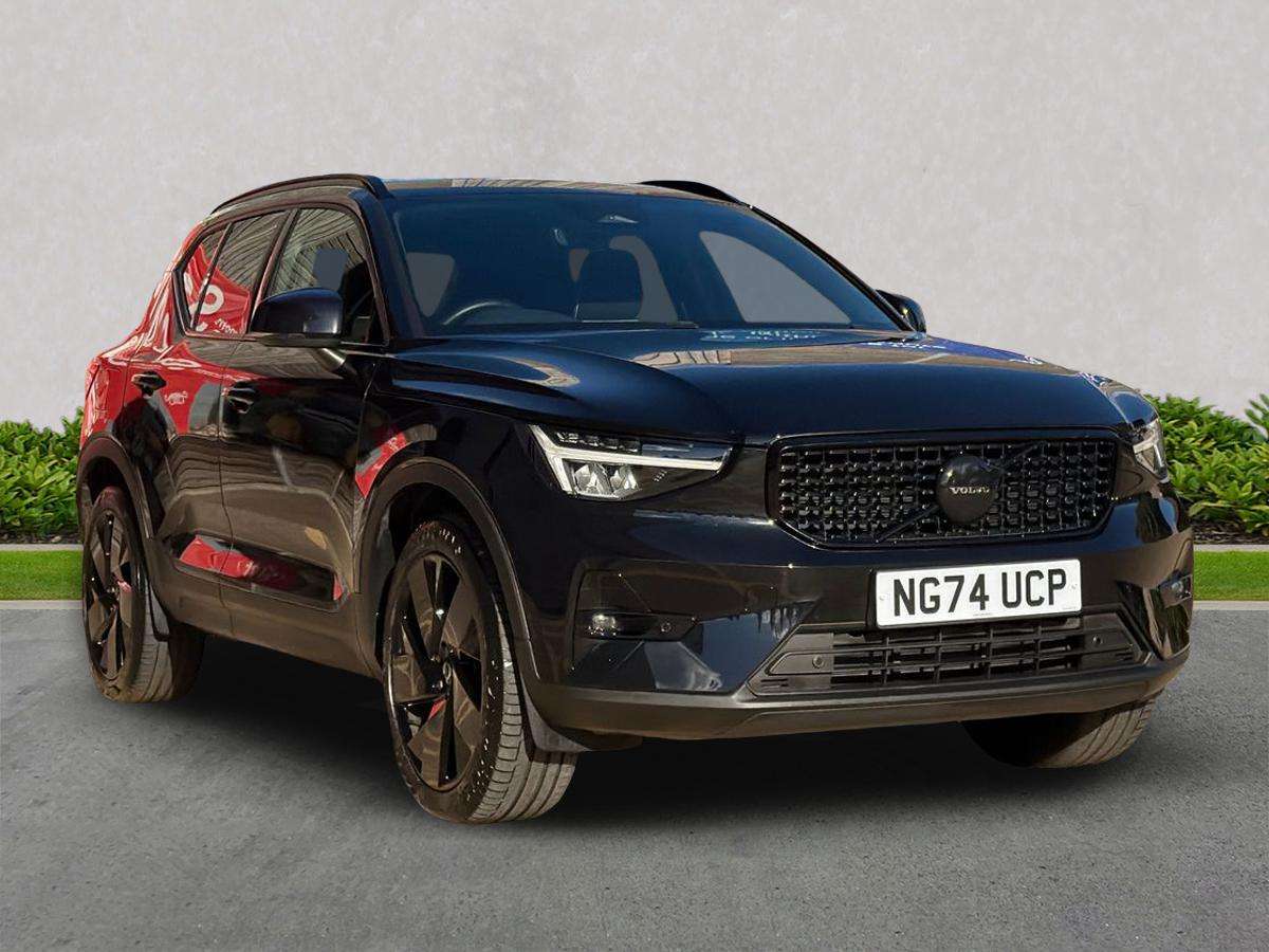 VOLVO XC40 ESTATE 2.0 B4P Plus Black Edition 5Dr Auto