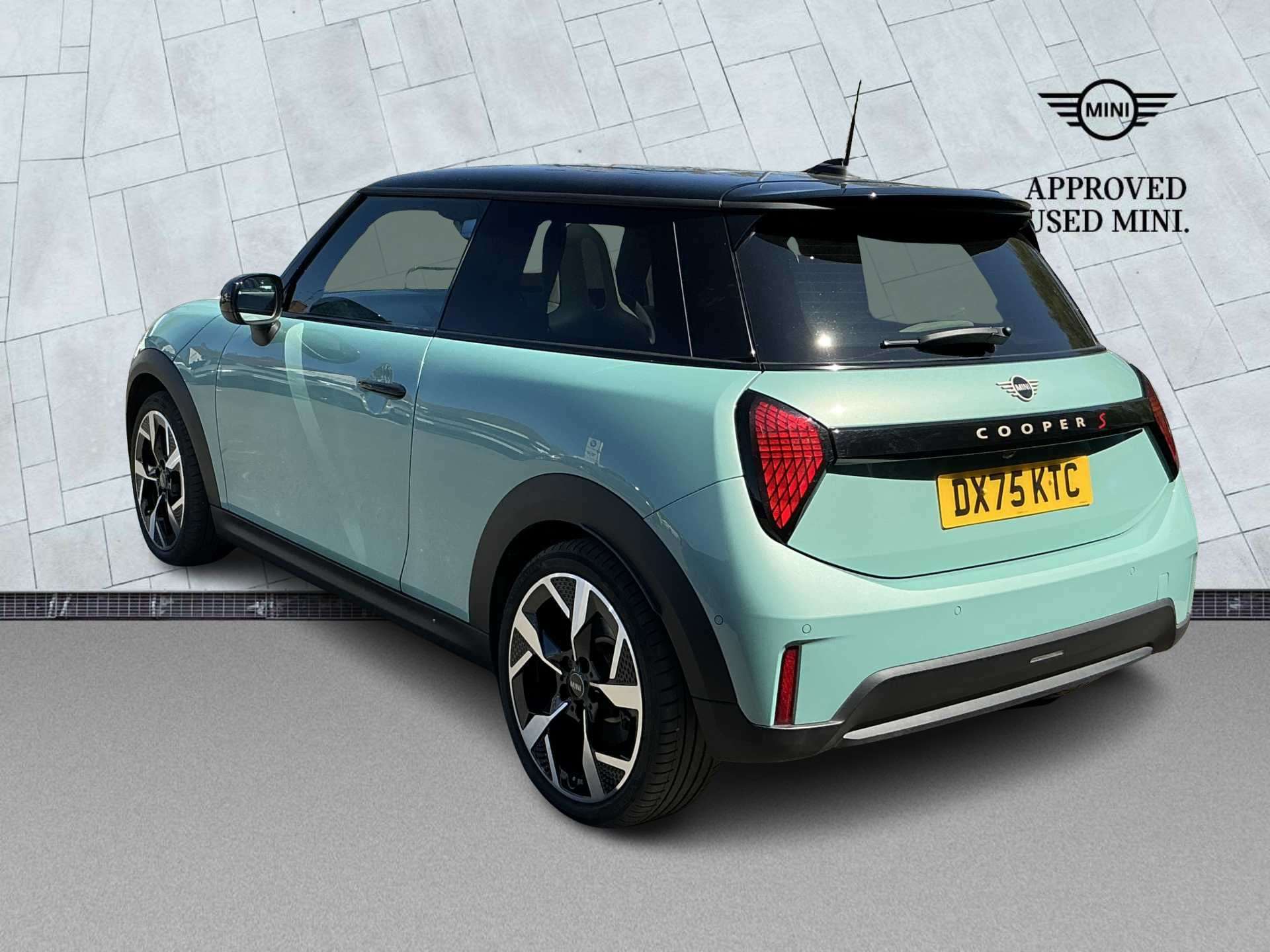 Used MINI COOPER 2.0 S Exclusive 3Dr Auto 2025 | Lookers MINI