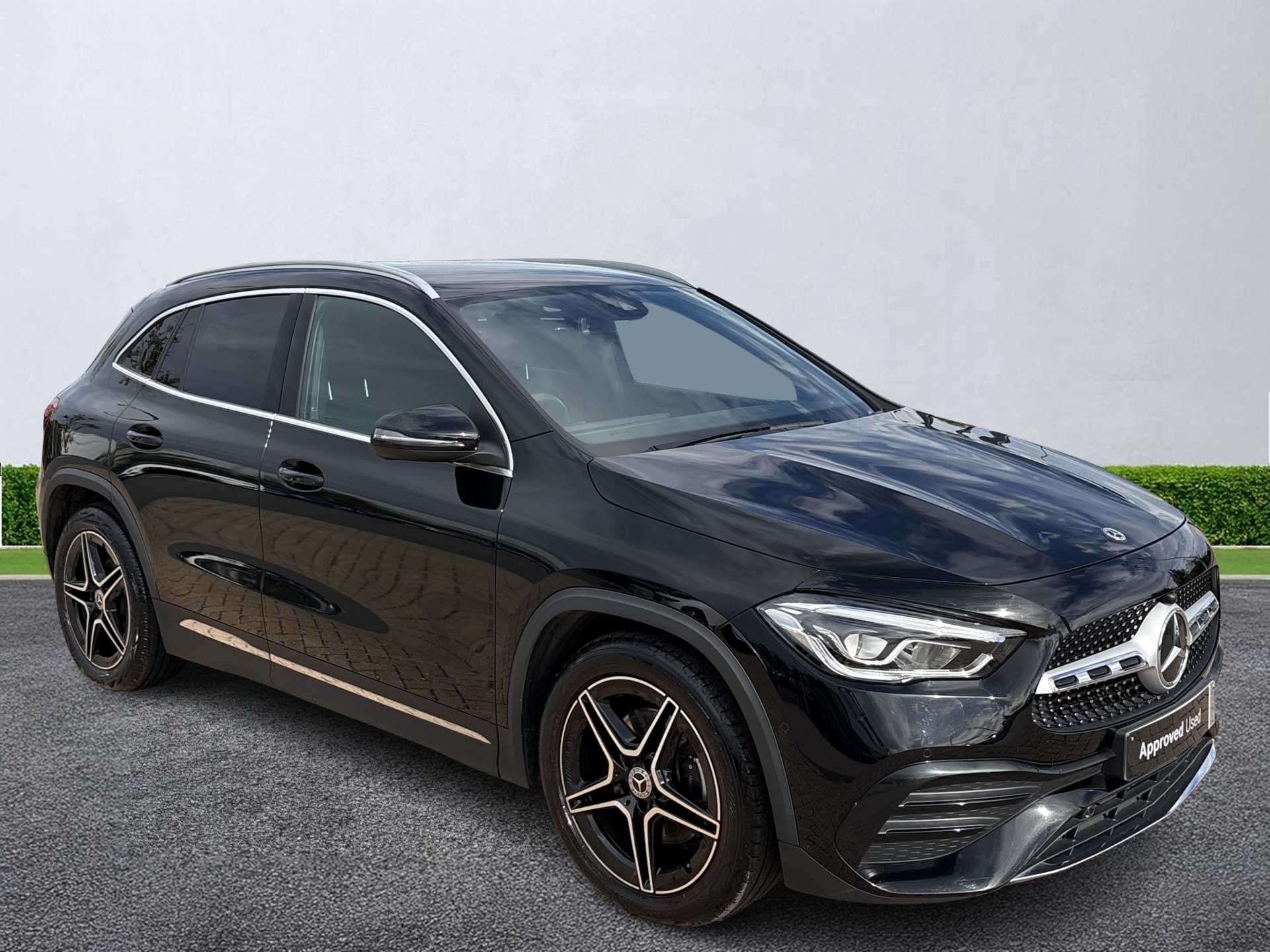 MERCEDES-BENZ GLA HATCHBACK Gla 200 Amg Line Executive 5Dr Auto