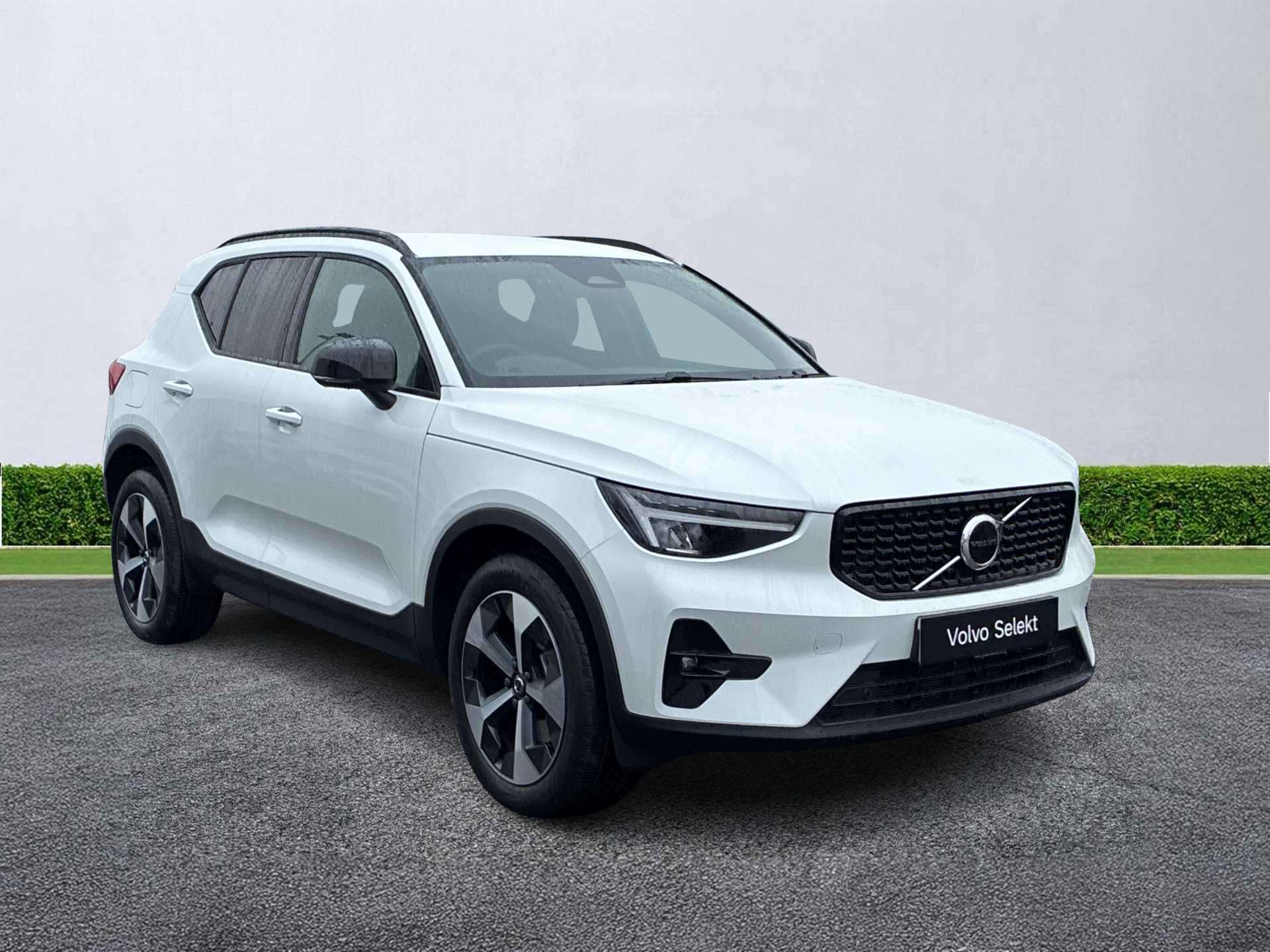 2026 Volvo XC40