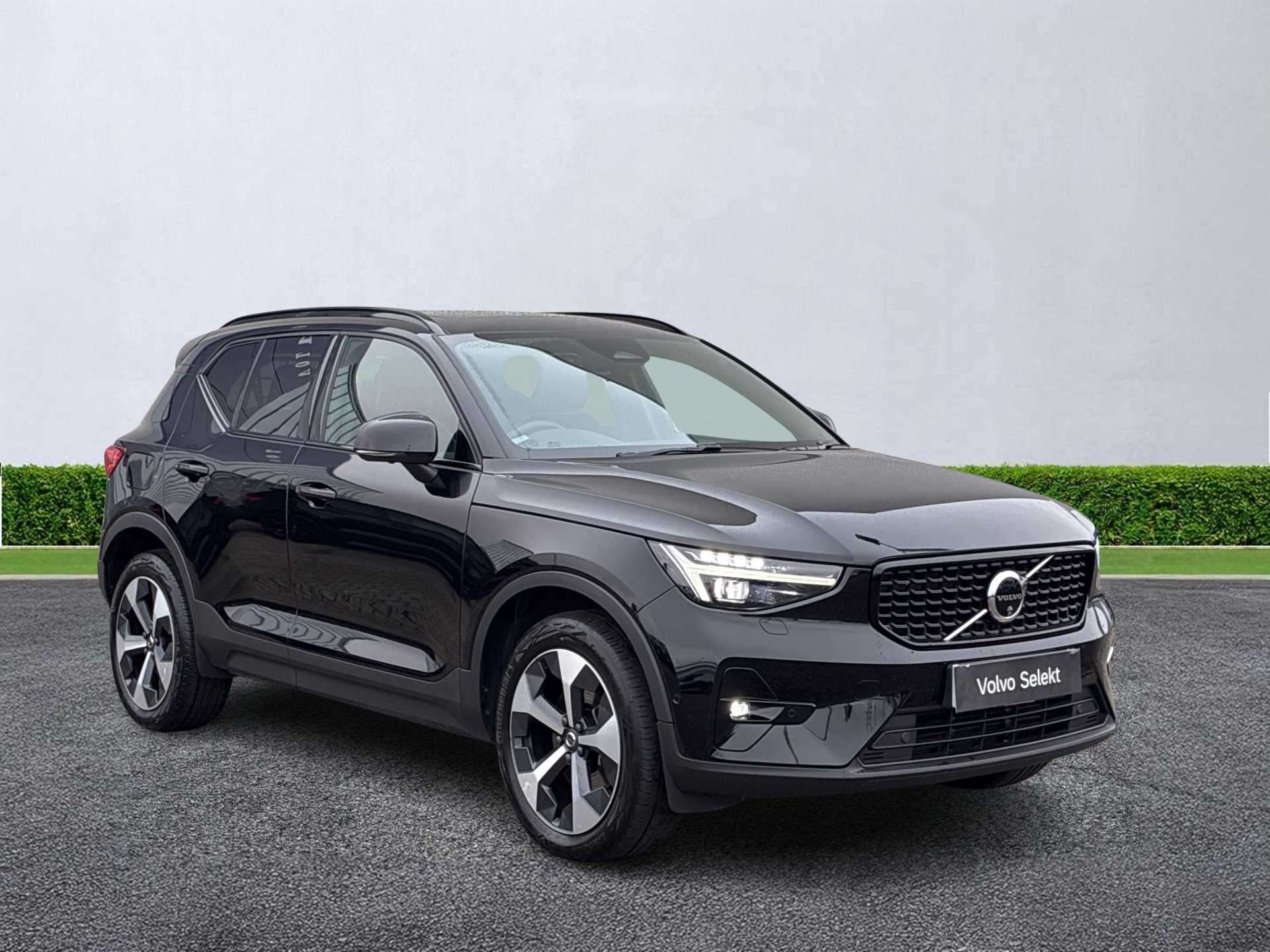 2023 Volvo XC40