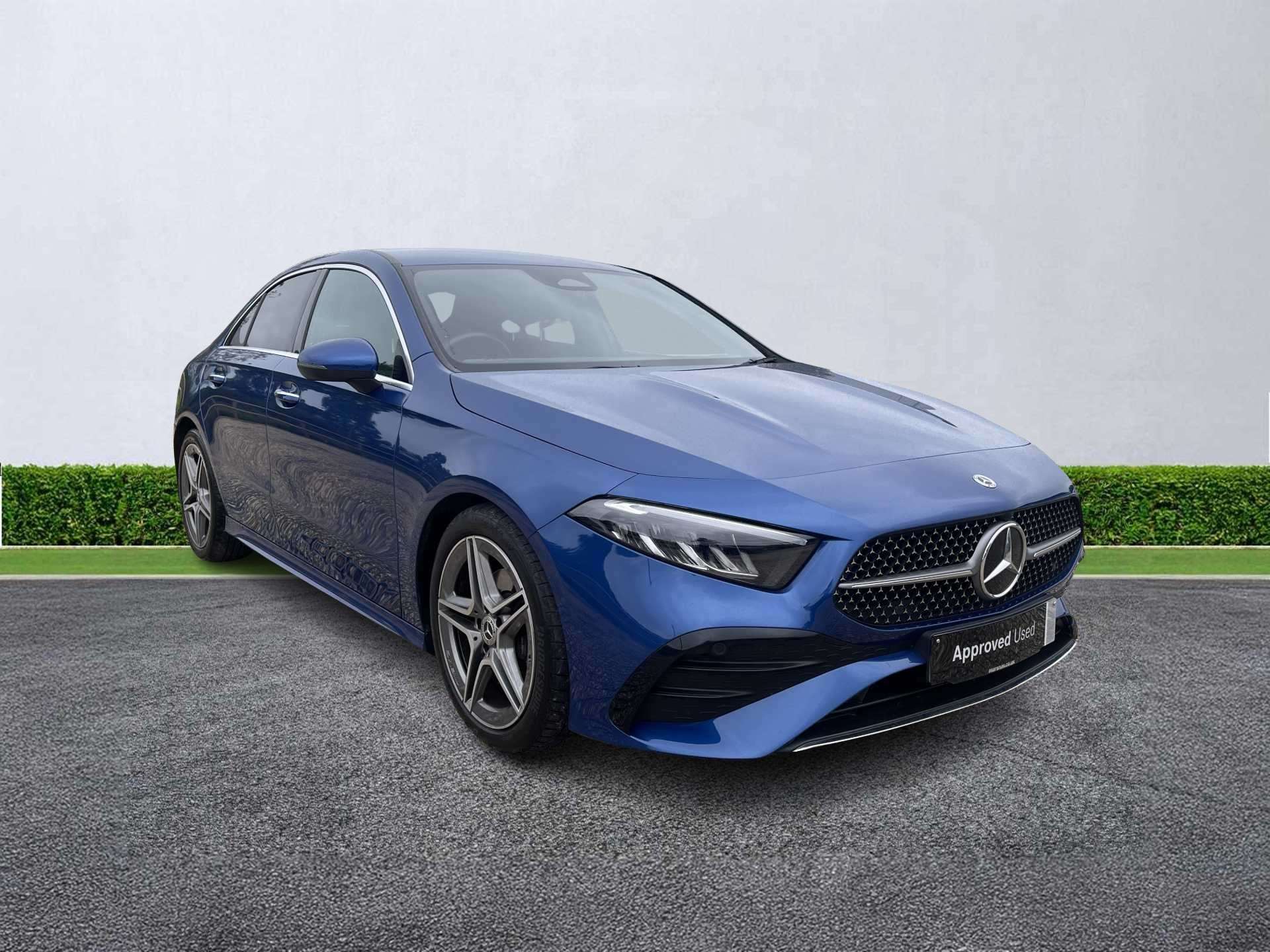 MERCEDES-BENZ A CLASS SALOON A200 Amg Line Executive 4Dr Auto