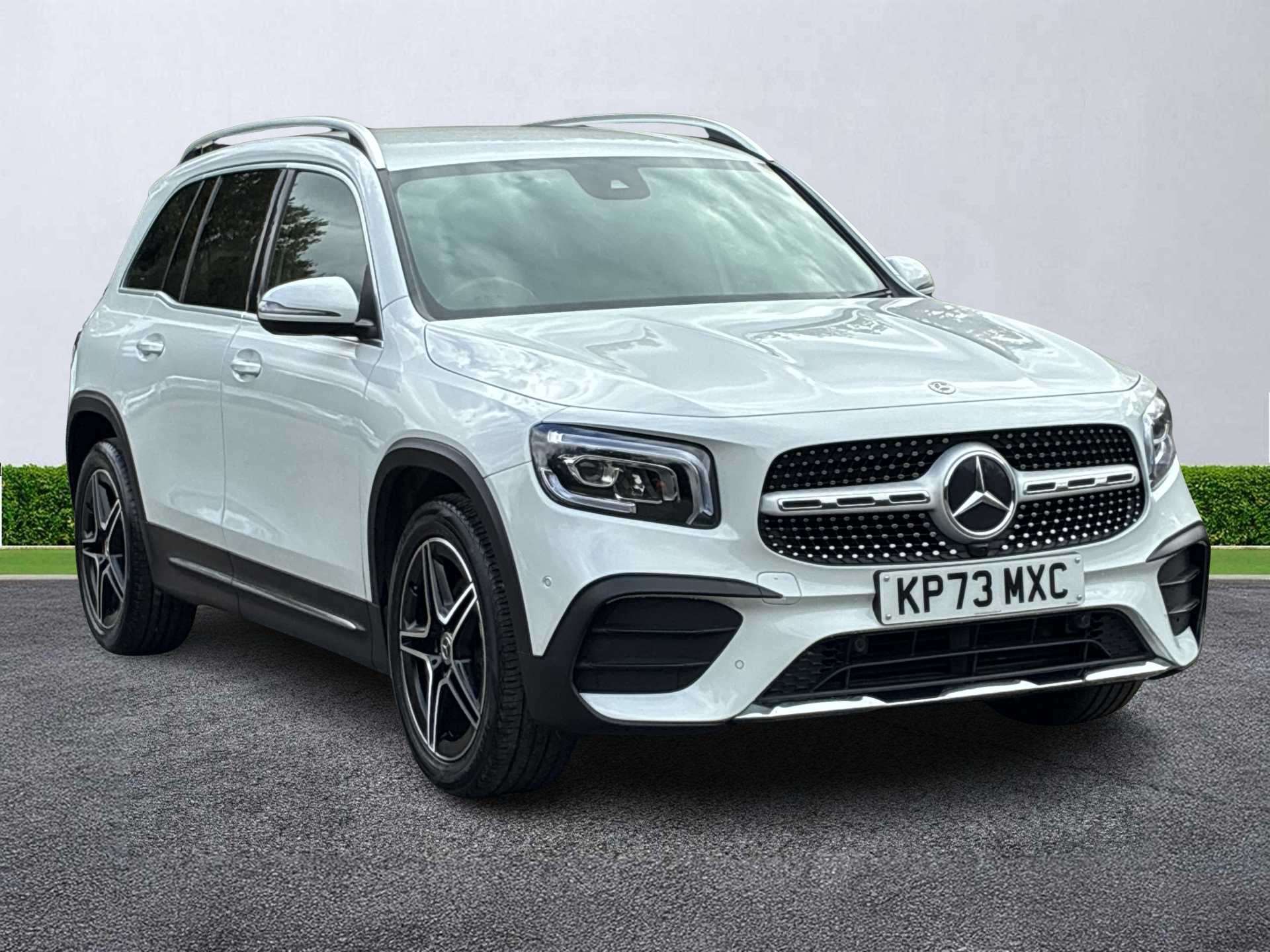 MERCEDES-BENZ GLB ESTATE Glb 200 Amg Line Executive 5Dr 7G-Tronic