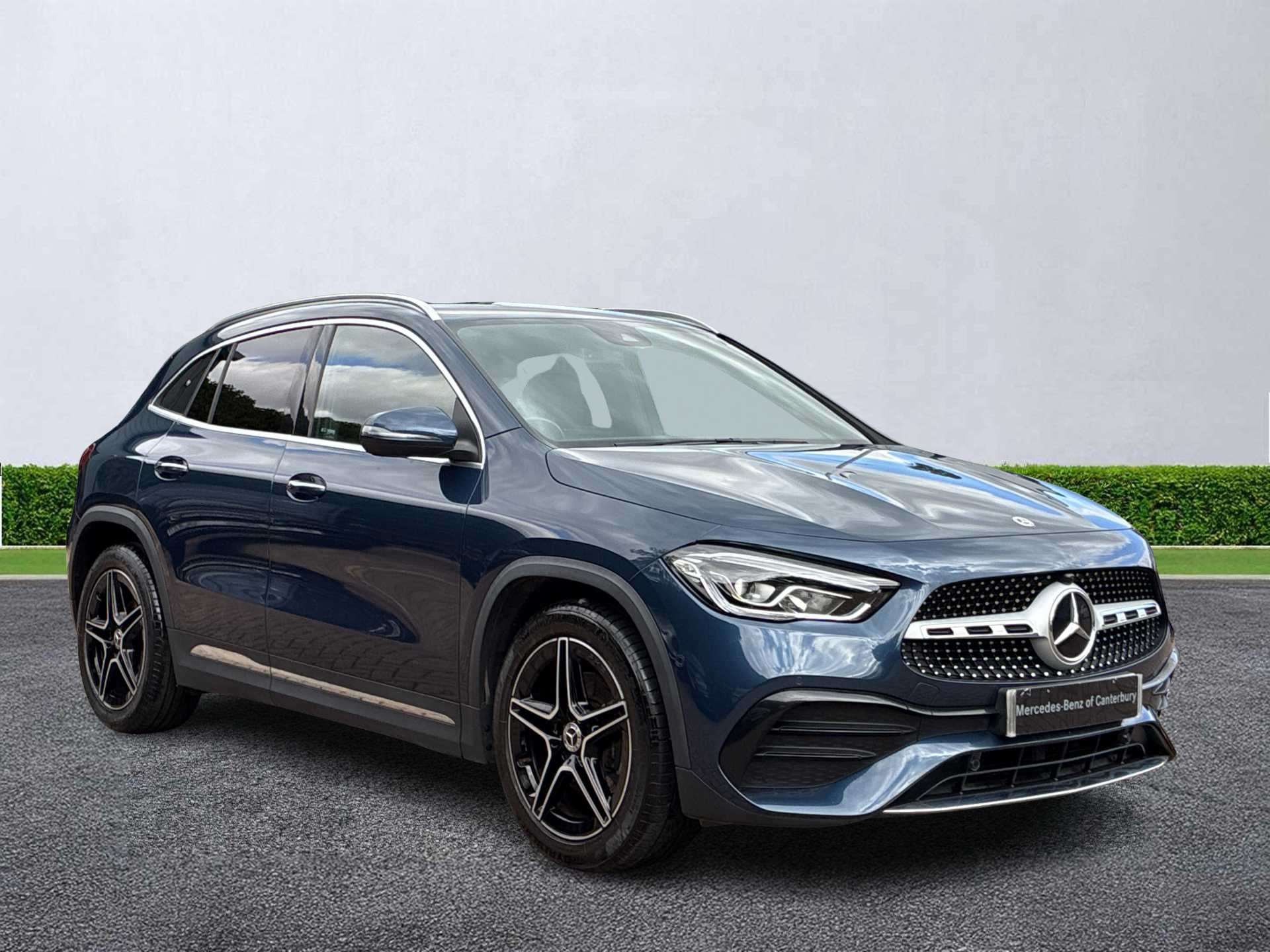 MERCEDES-BENZ GLA HATCHBACK Gla 200 Amg Line Premium 5Dr Auto