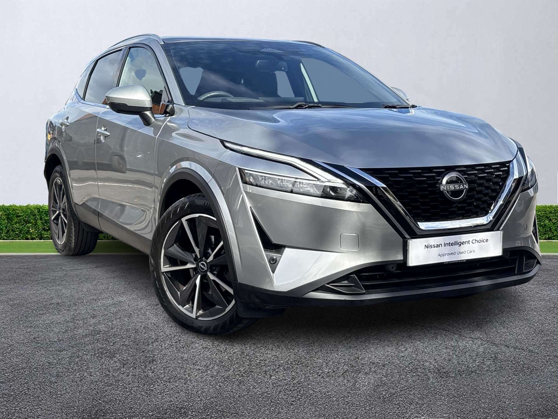NISSAN QASHQAI HATCHBACK 1.3 Dig-T Mh 158 Tekna 5Dr Xtronic
