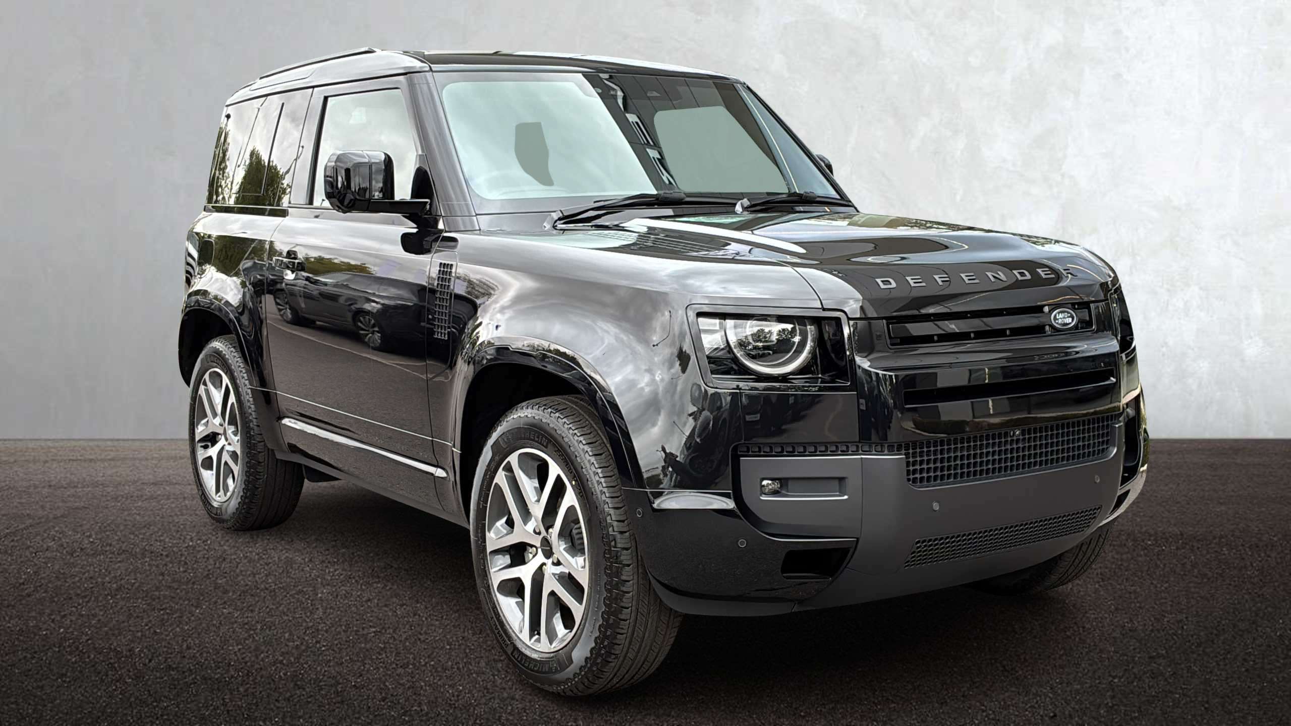 LAND ROVER DEFENDER DIESEL ESTATE 3.0 D250 X-Dynamic Hse 90 3Dr Auto [6 Seat]