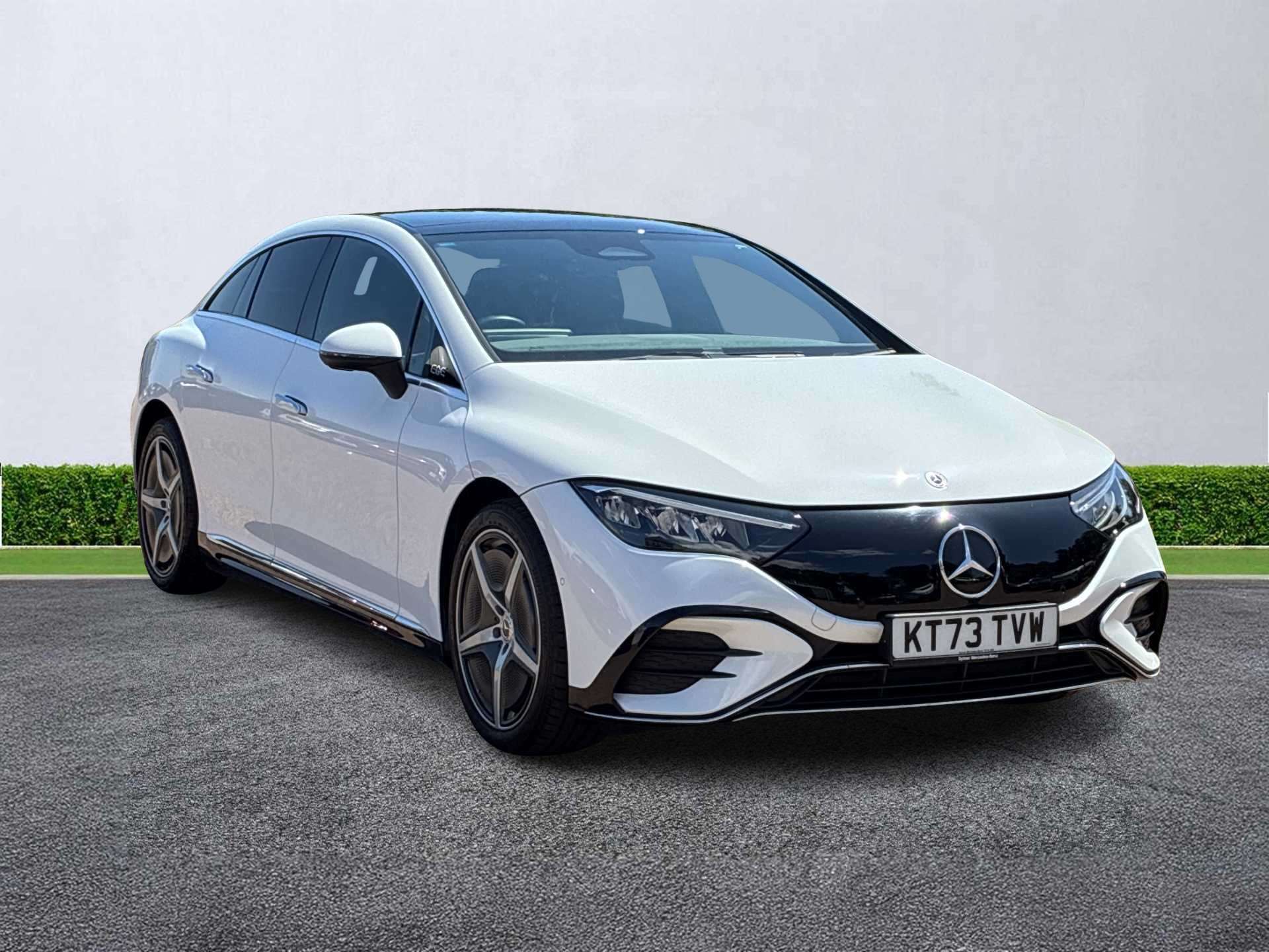 MERCEDES-BENZ EQE SALOON Eqe 300 180Kw Amg Line Premium 89Kwh 4Dr Auto