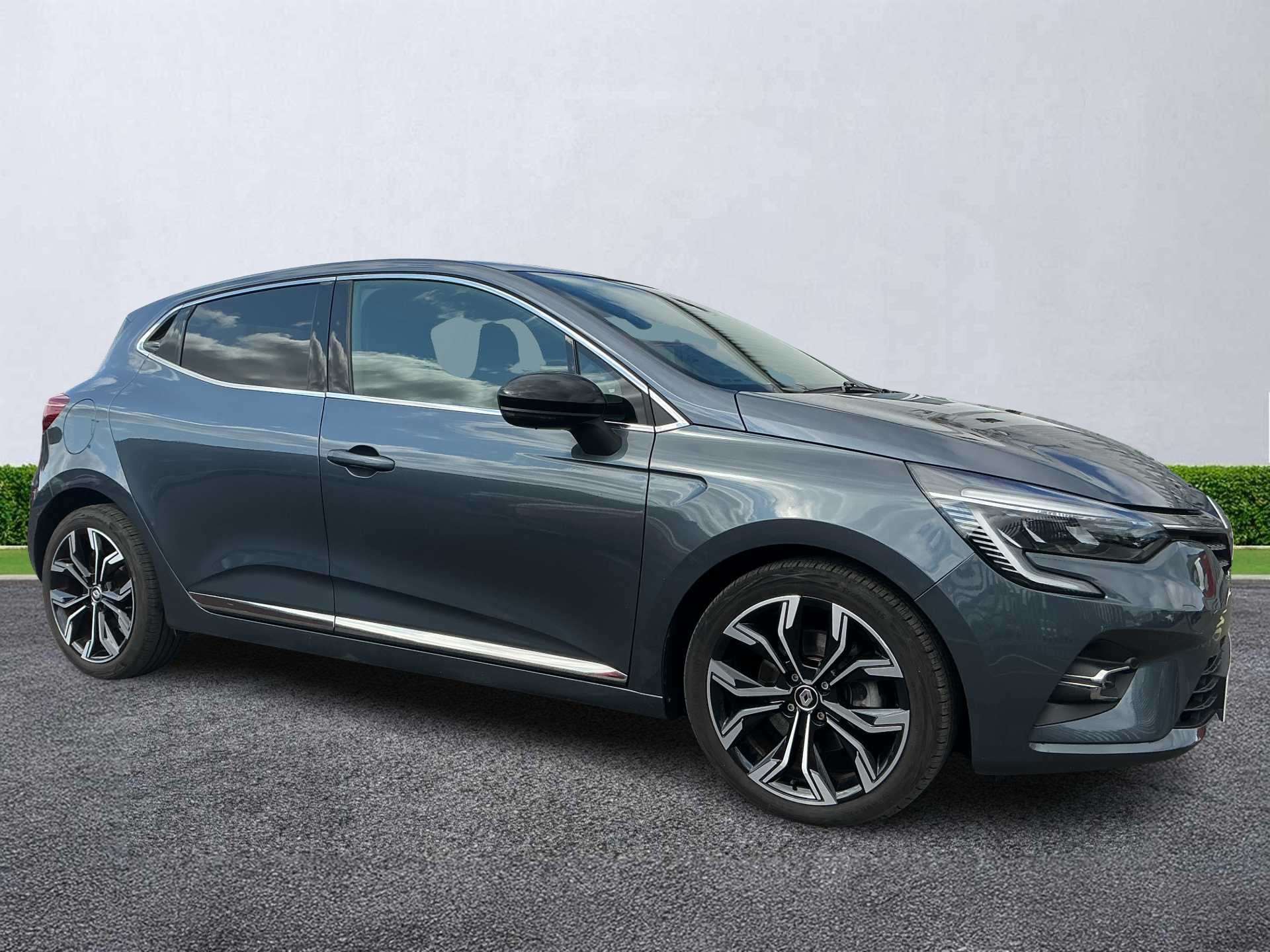 RENAULT CLIO HATCHBACK 1.6 E-Tech Full Hybrid 145 Techno 5Dr Auto
