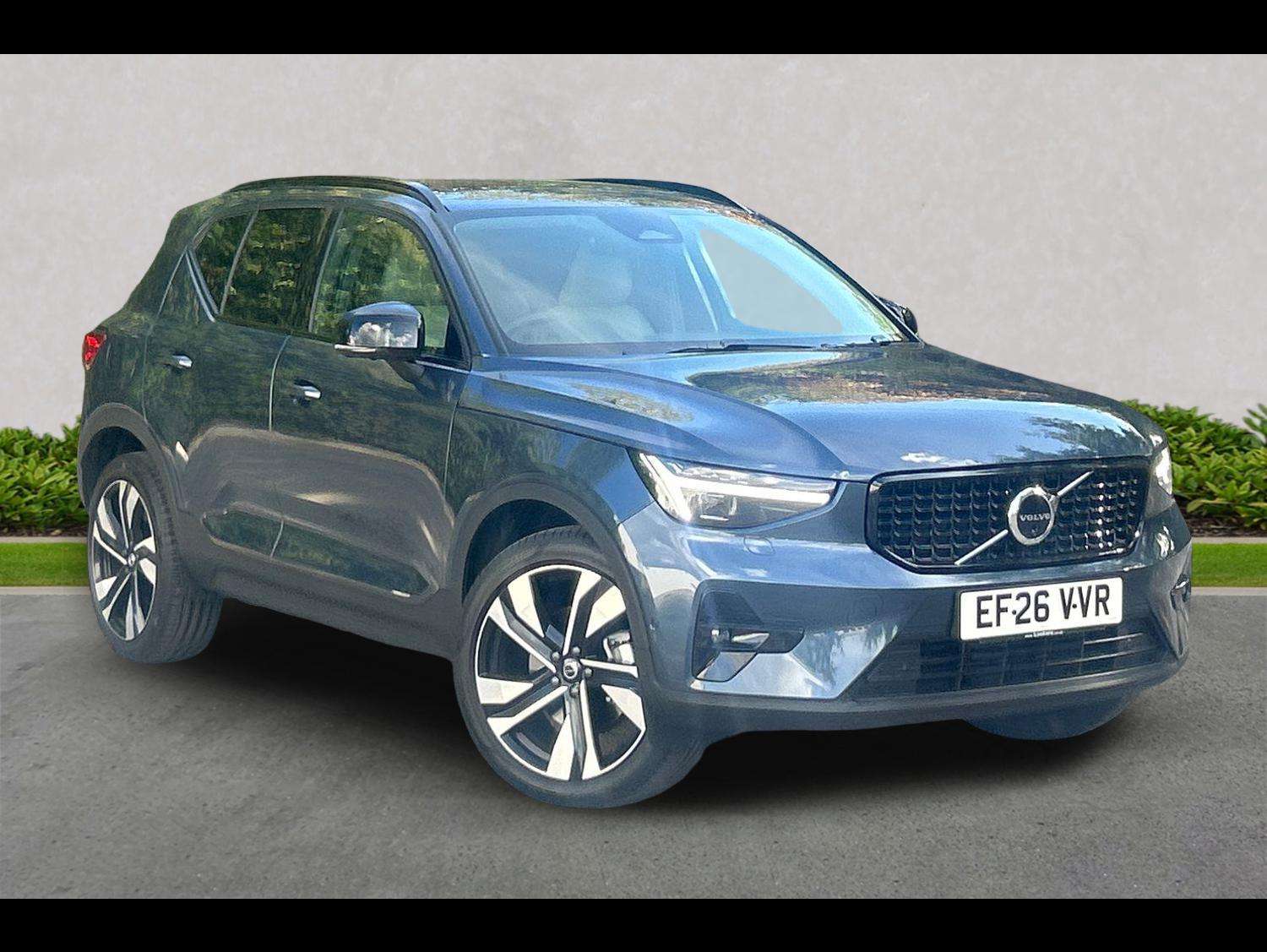 VOLVO XC40 ESTATE 2.0 B4P Ultra Dark 5Dr Auto