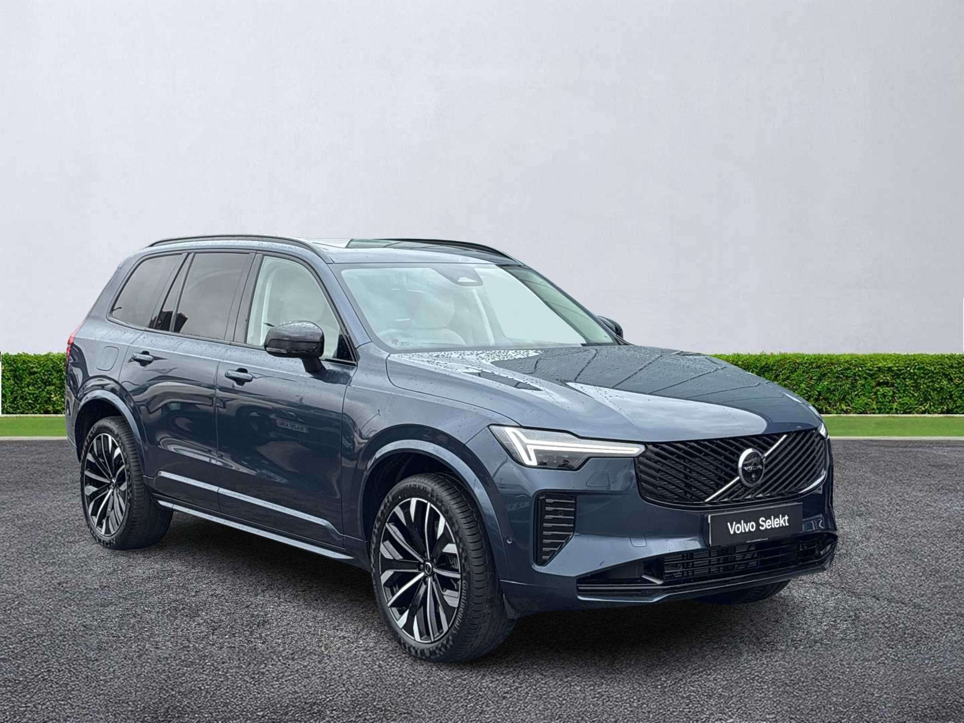 VOLVO XC90 ESTATE 2.0 T8 Phev Ultra Dark 5Dr Awd Geartronic