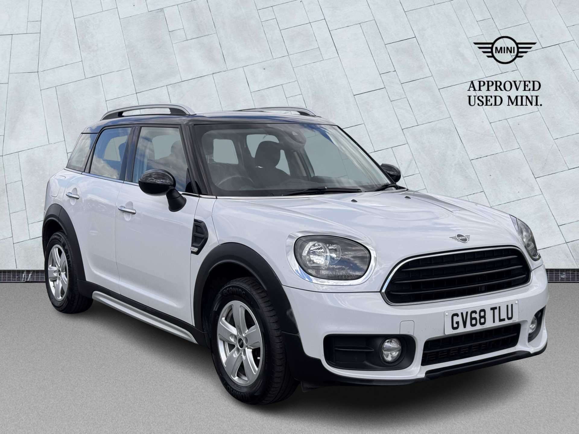 MINI COUNTRYMAN HATCHBACK 1.5 Cooper Classic 5Dr