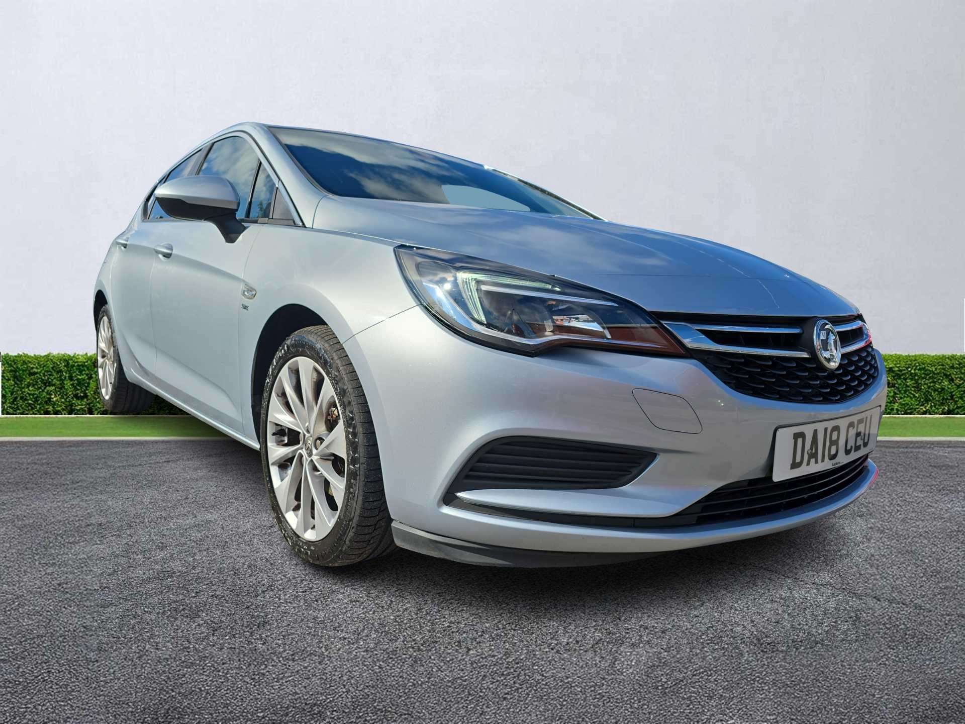 VAUXHALL ASTRA HATCHBACK 1.4T 16V 150 Se 5Dr