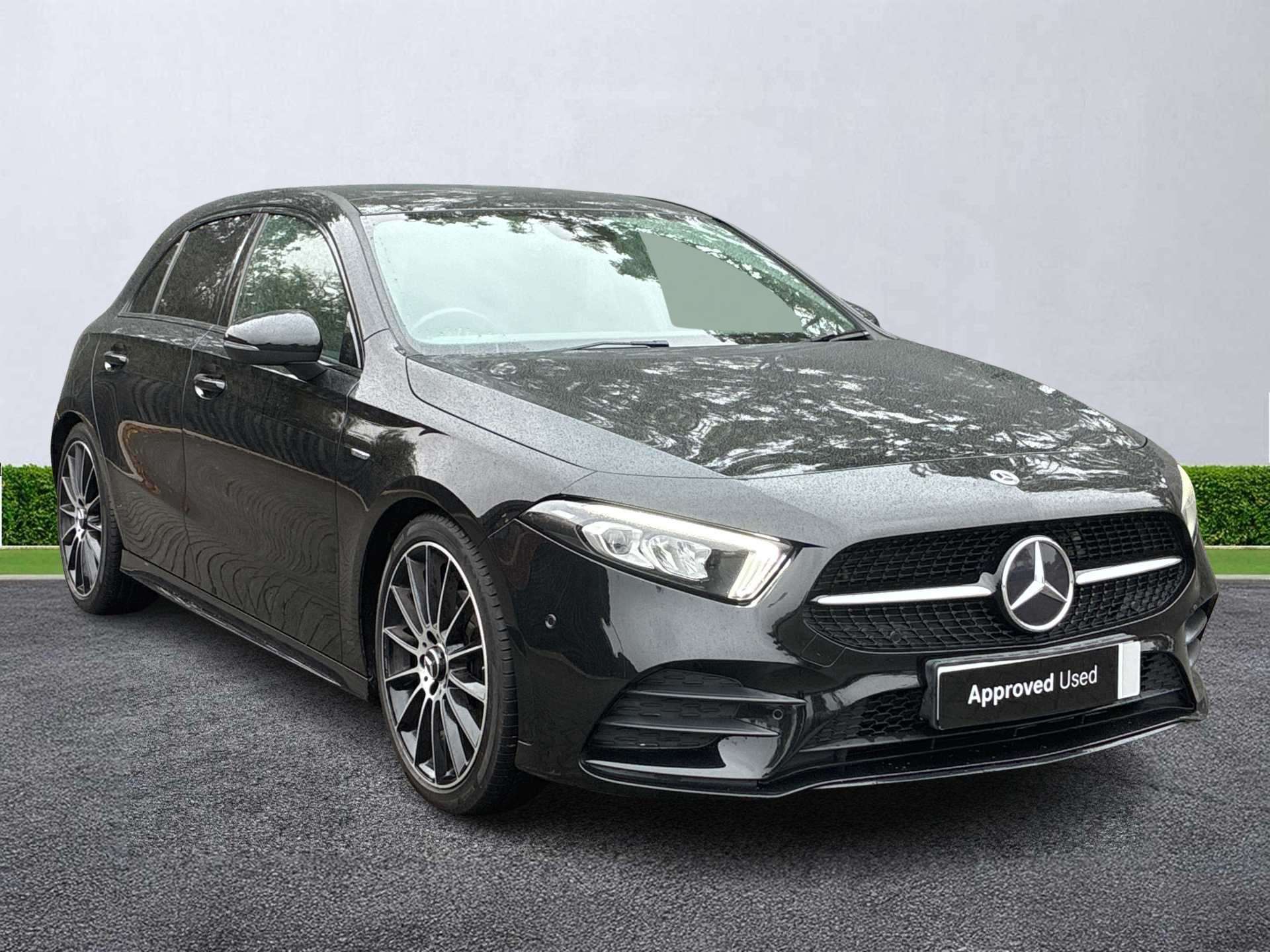 MERCEDES-BENZ A CLASS HATCHBACK SPECIAL EDITIONS A200D Exclusive Edition 5Dr Auto