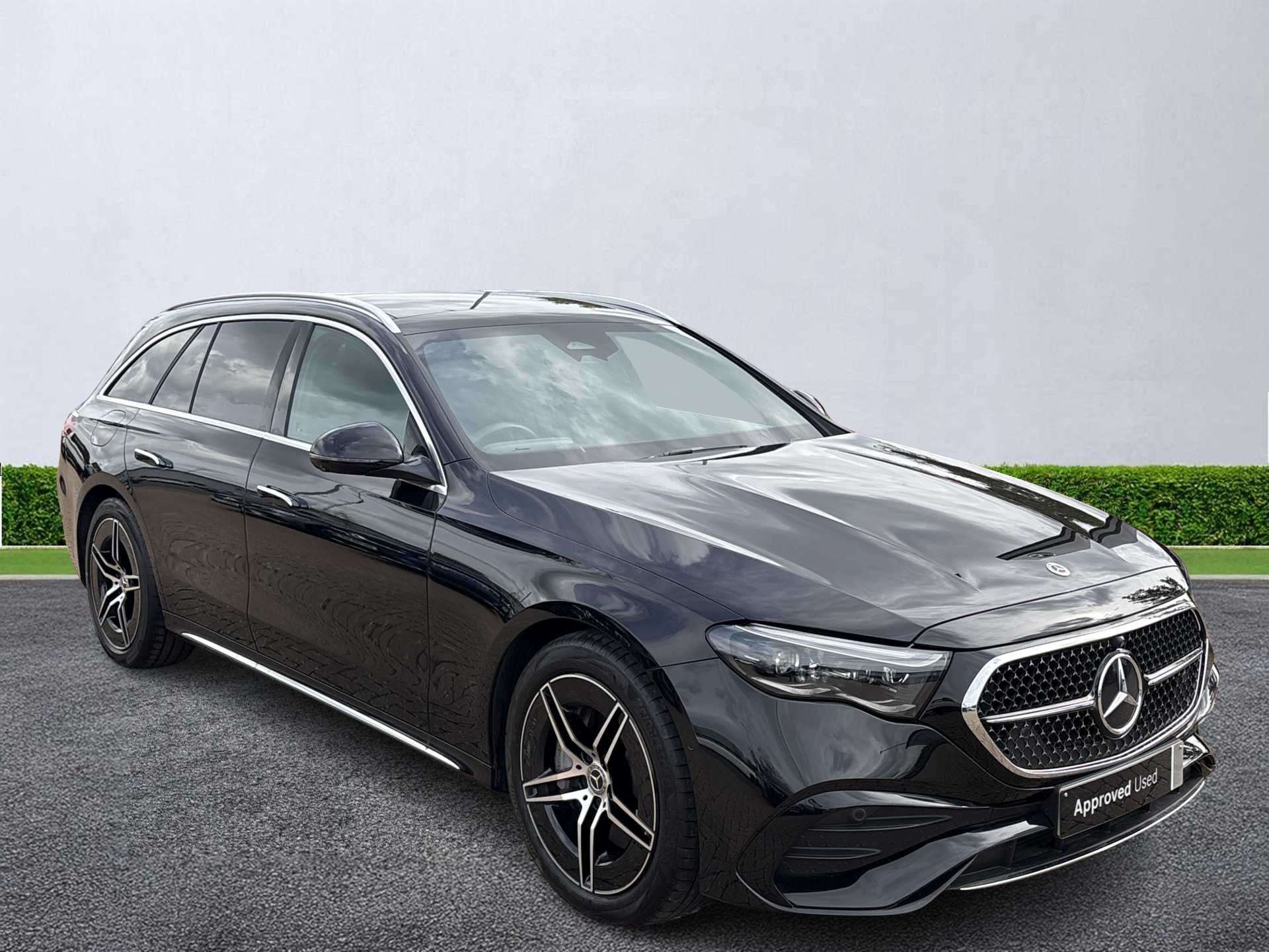 MERCEDES-BENZ E CLASS ESTATE E200 Amg Line Premium 5Dr 9G-Tronic [Pan Roof]