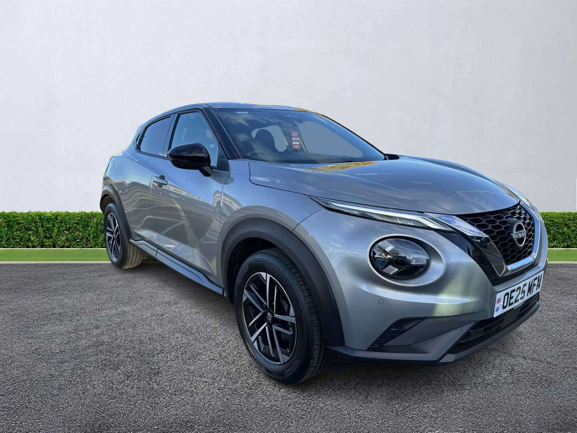 NISSAN JUKE HATCHBACK 1.0 Dig-T N-Connecta 5Dr