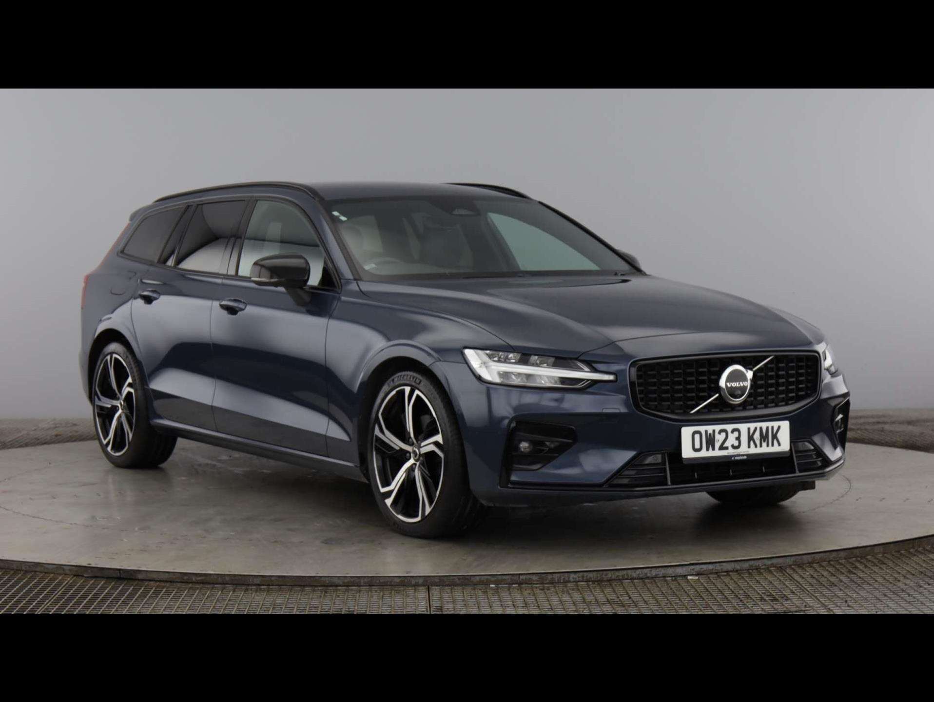 VOLVO V60 SPORTSWAGON 2.0 B4P Plus Dark 5Dr Auto [7 Speed]
