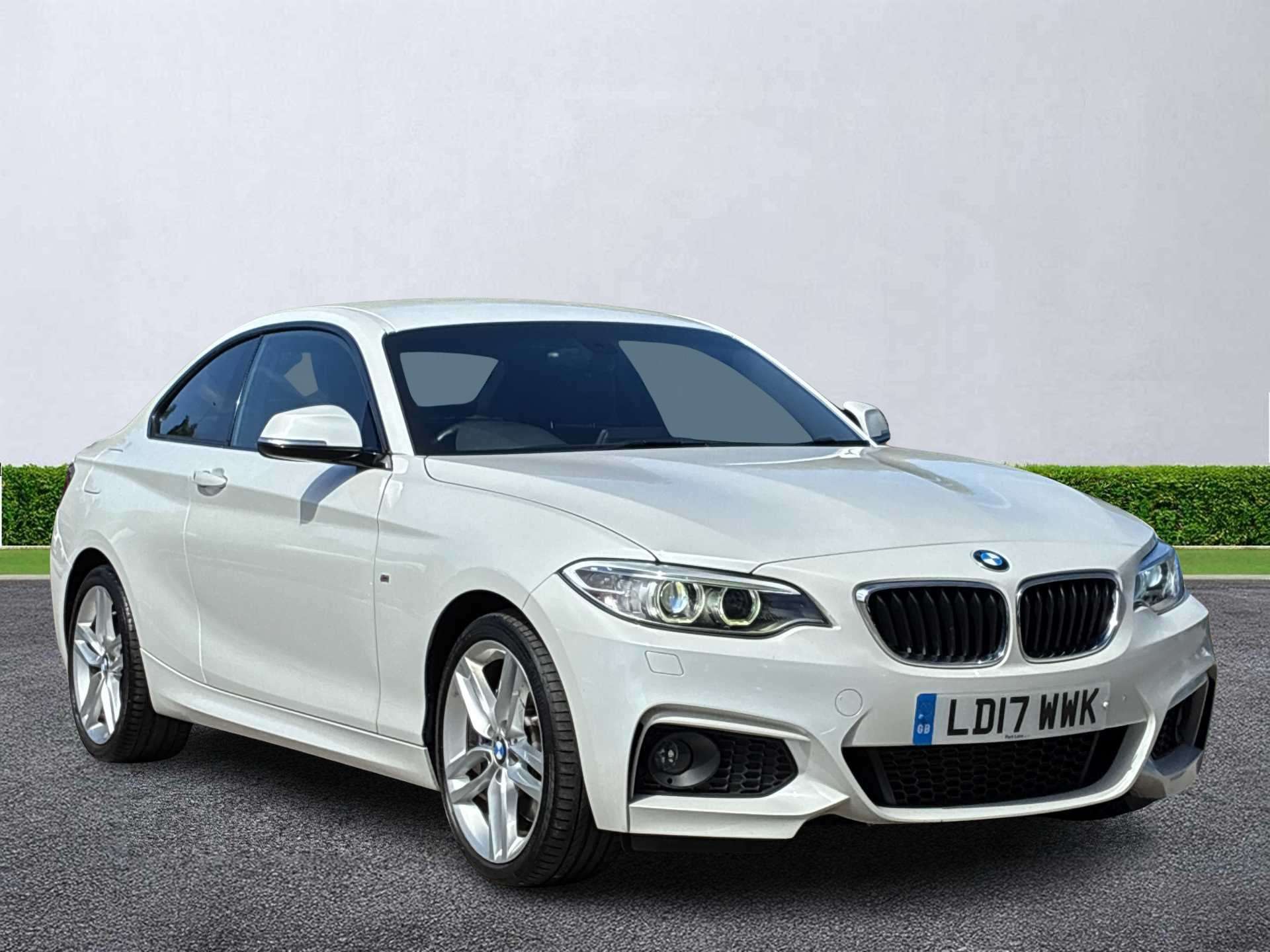 BMW 2 SERIES DIESEL COUPE 220D [190] Xdrive Sport 2Dr [Nav] Step Auto