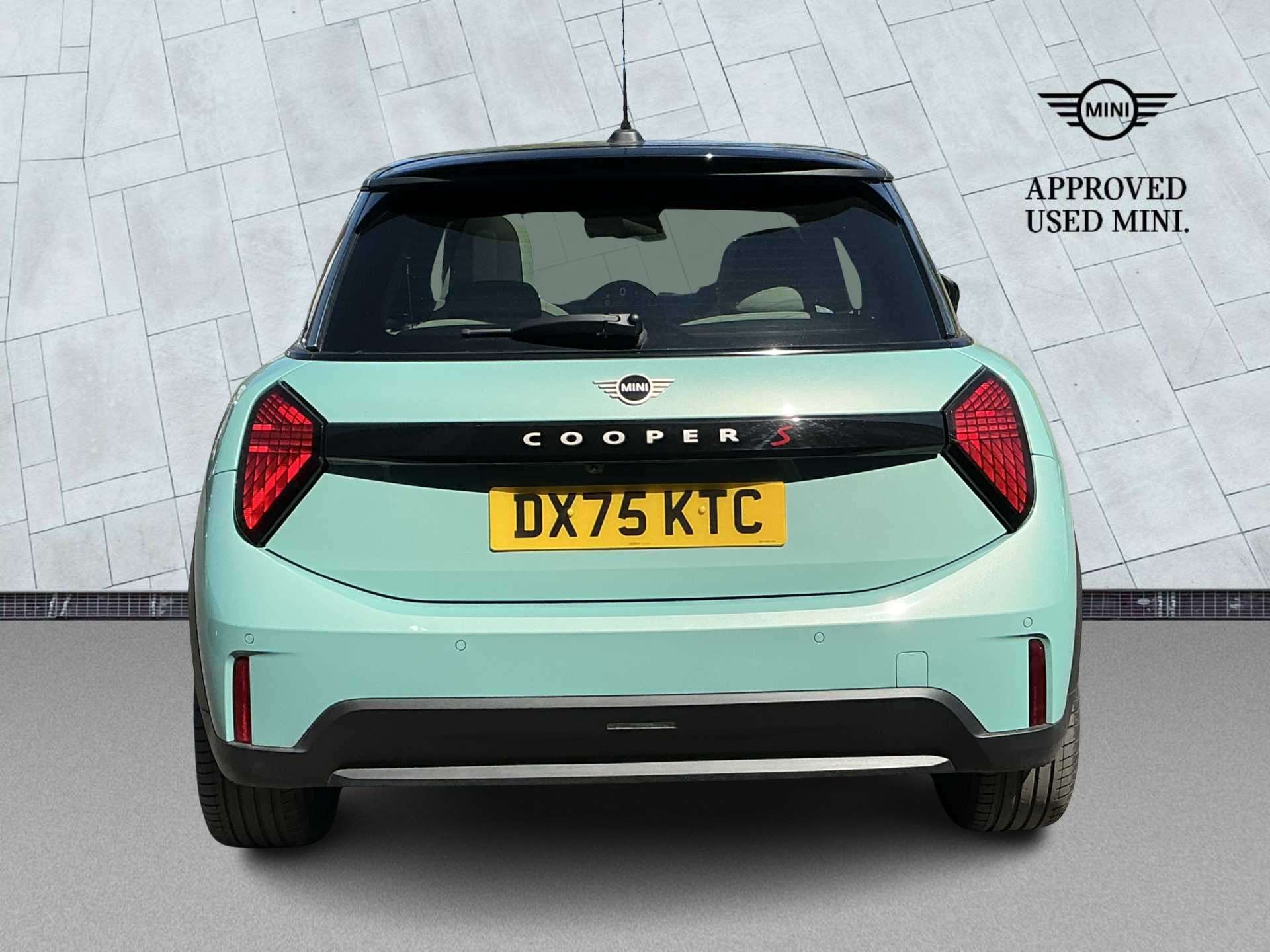 Used MINI COOPER 2.0 S Exclusive 3Dr Auto 2025 | Lookers MINI