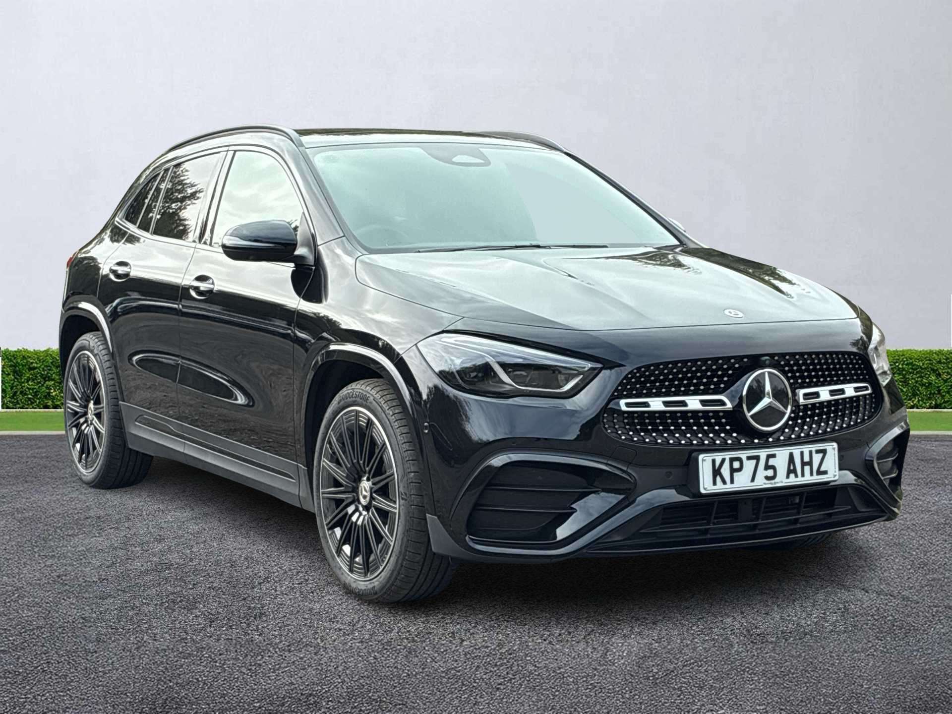 MERCEDES-BENZ GLA DIESEL HATCHBACK Gla 220D 4Matic Amg Line Premium Plus 5Dr Auto