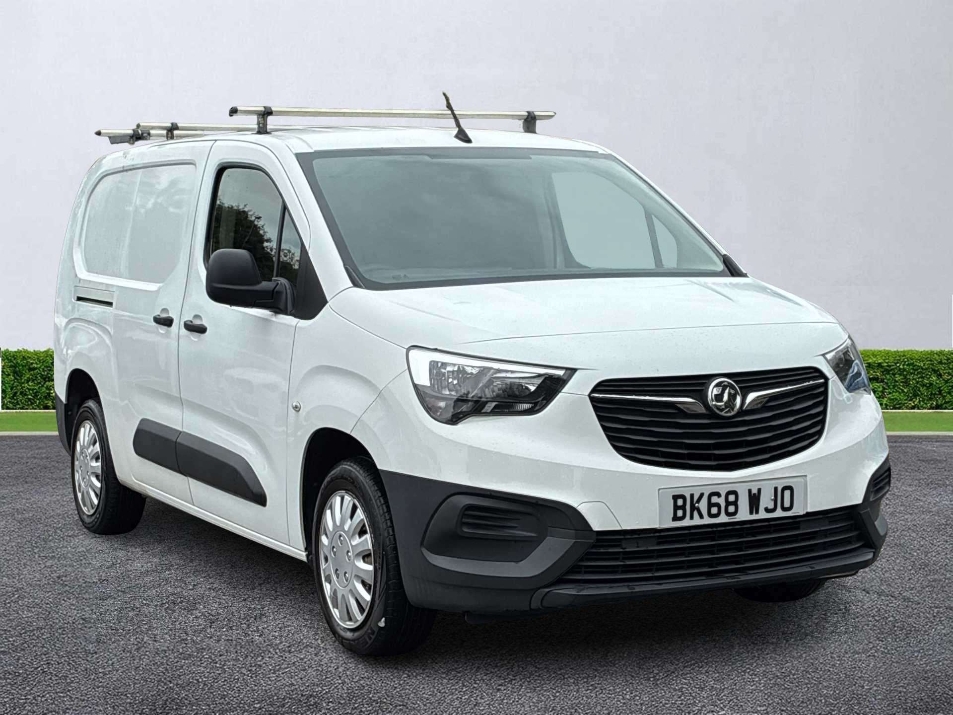 VAUXHALL COMBO CARGO L2 DIESEL 2300 1.6 Turbo D 100Ps H1 Edition Van