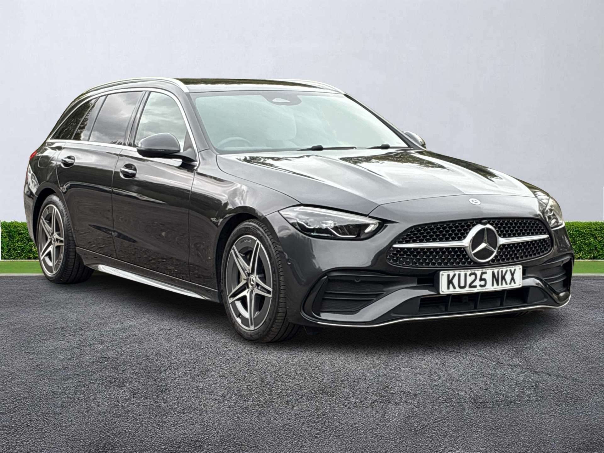 MERCEDES-BENZ C CLASS ESTATE C200 Amg Line 5Dr 9G-Tronic