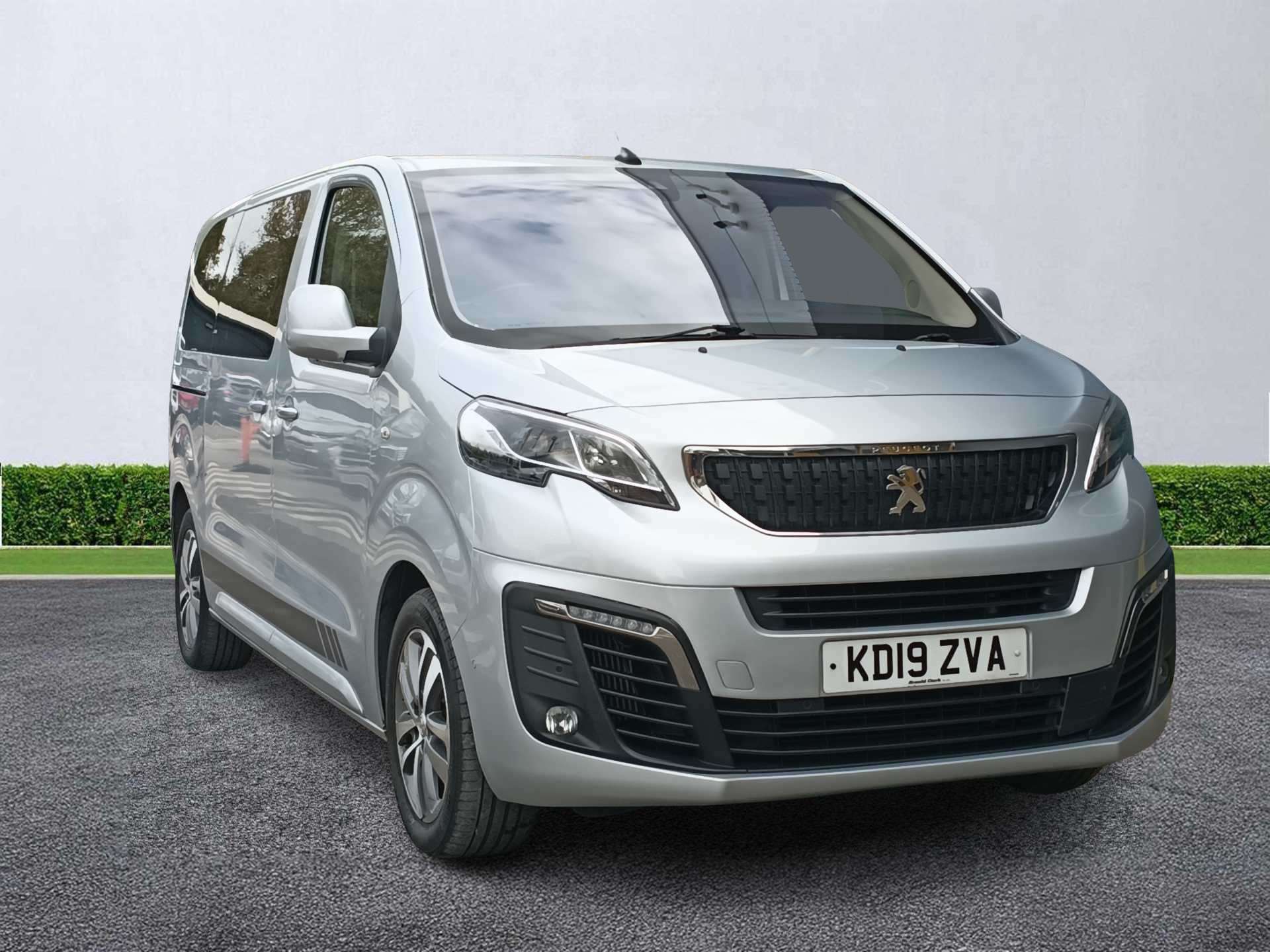 PEUGEOT TRAVELLER DIESEL ESTATE 2.0 BlueHDi 180 Allure Standard [8 Seat] 5dr EAT8