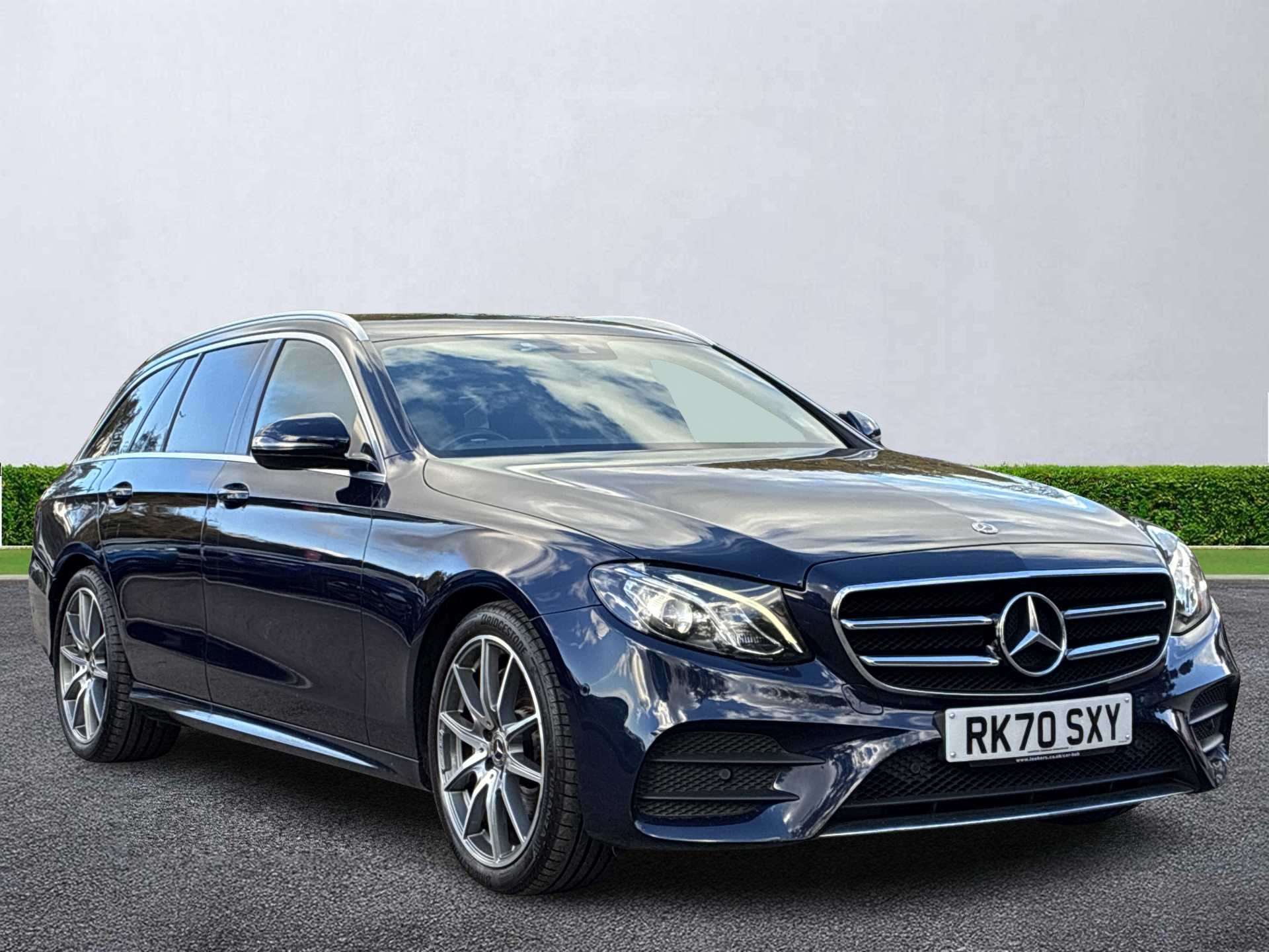 MERCEDES-BENZ E CLASS ESTATE E200 Amg Line Edition 5Dr 9G-Tronic