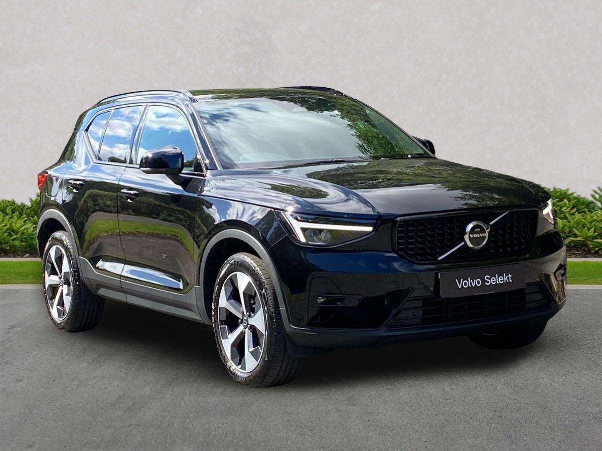 VOLVO XC40 ESTATE 2.0 B4P Plus Dark 5Dr Auto