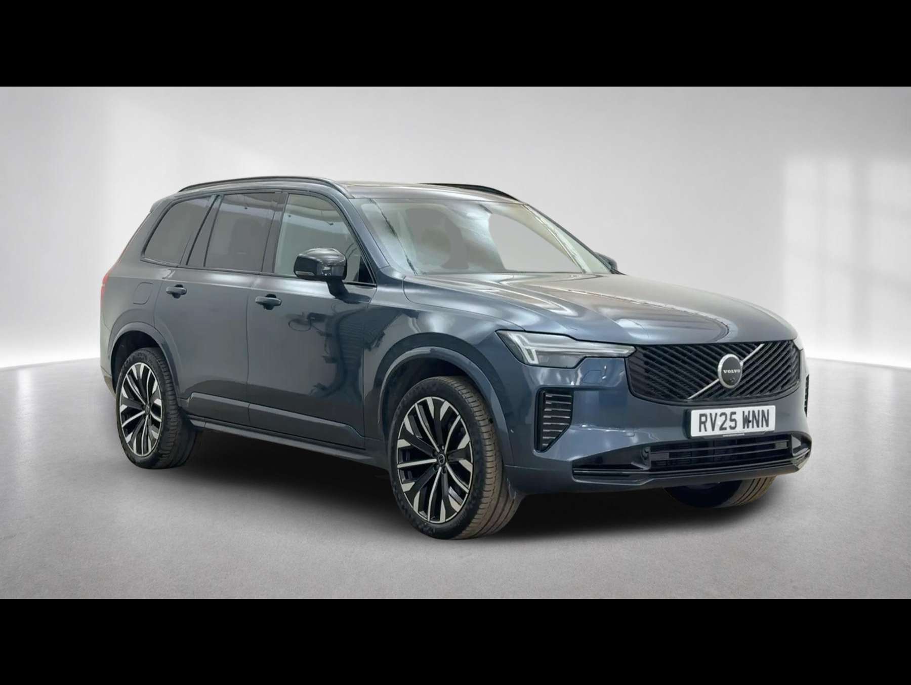 VOLVO XC90 ESTATE 2.0 B5P Ultra Dark 5Dr Awd Geartronic