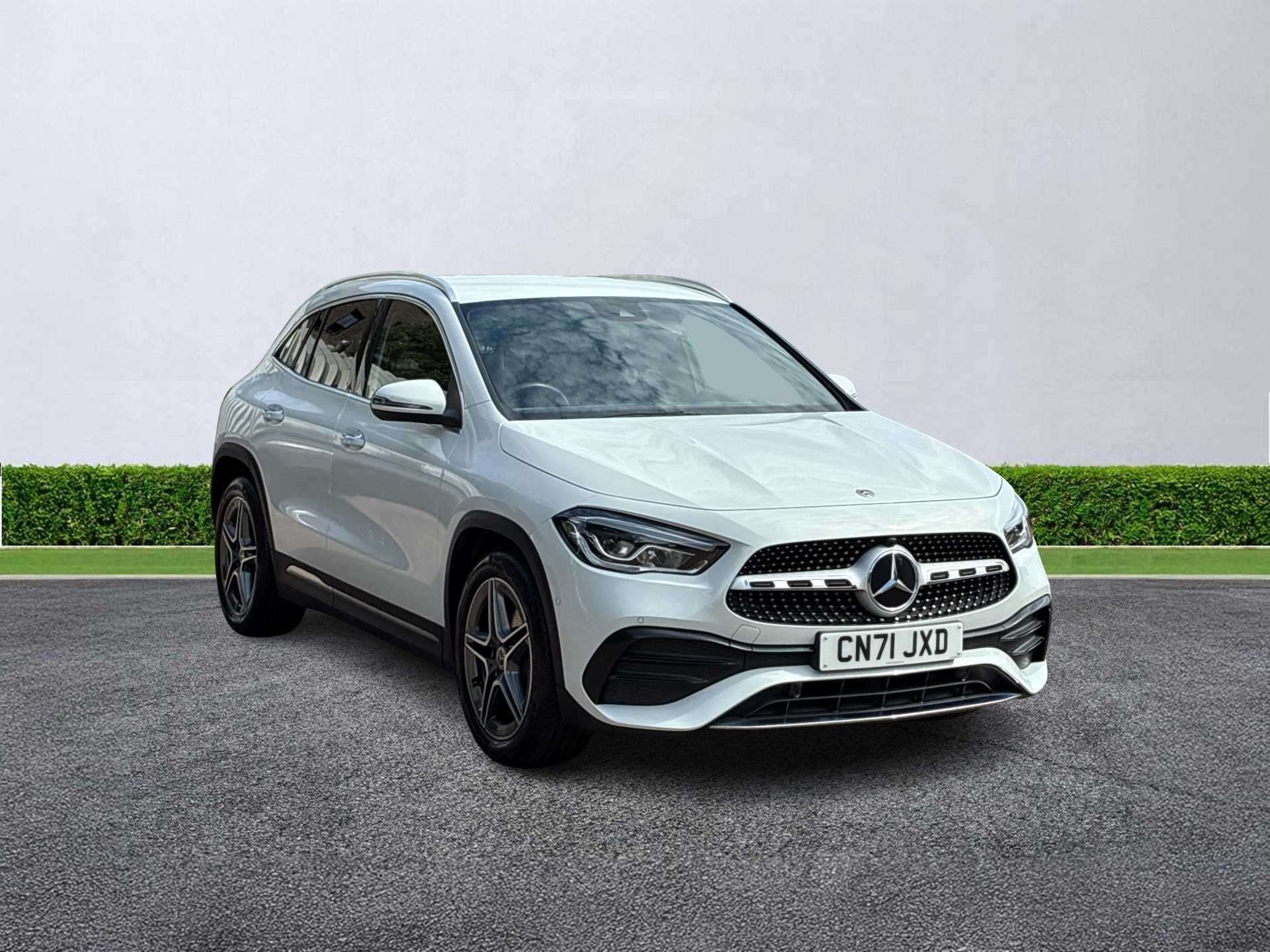MERCEDES-BENZ GLA HATCHBACK Gla 180 Amg Line Premium 5Dr Auto