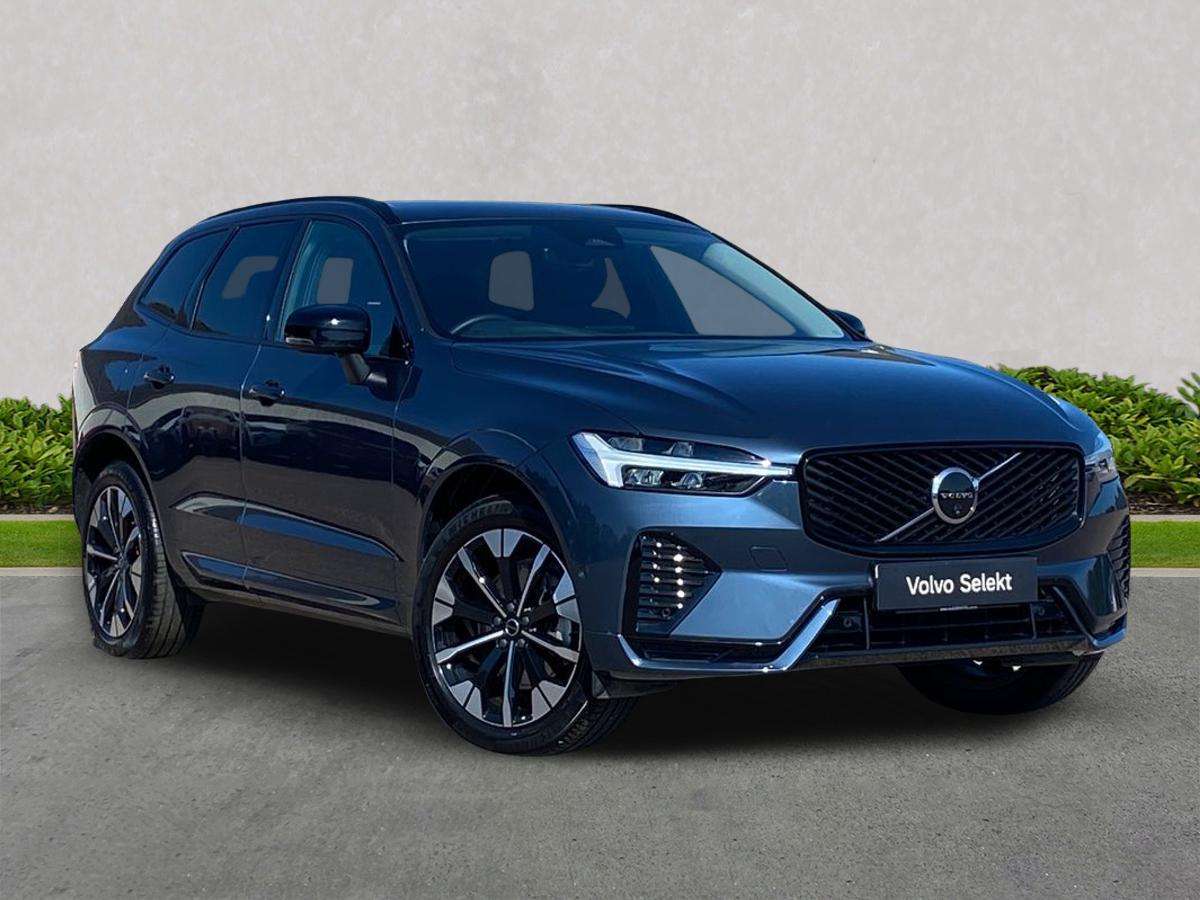 2025 VOLVO XC60