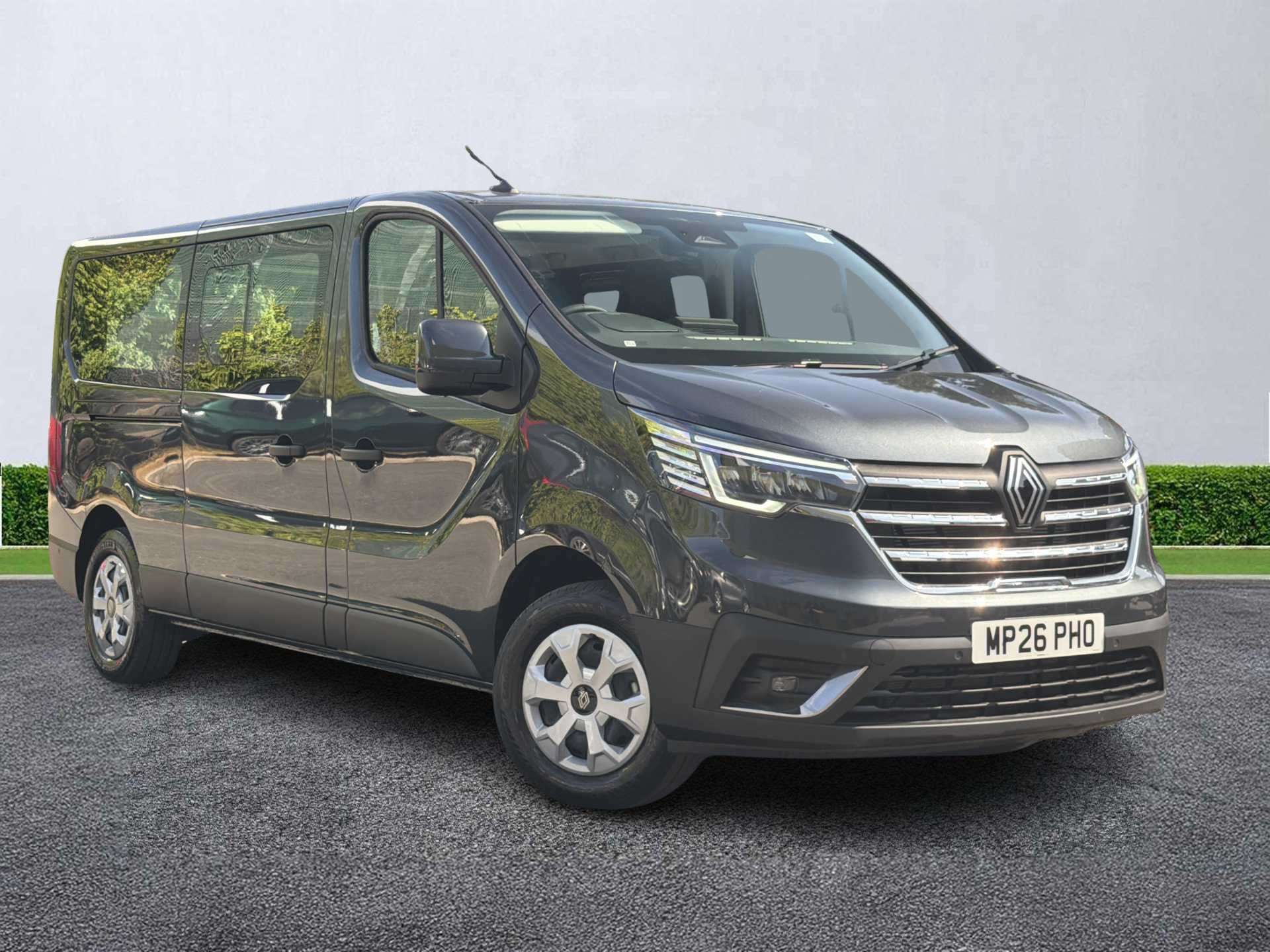 RENAULT TRAFIC LWB MINIBUS DIESEL Ll30 Blue Dci 150 Advance 9 Seater