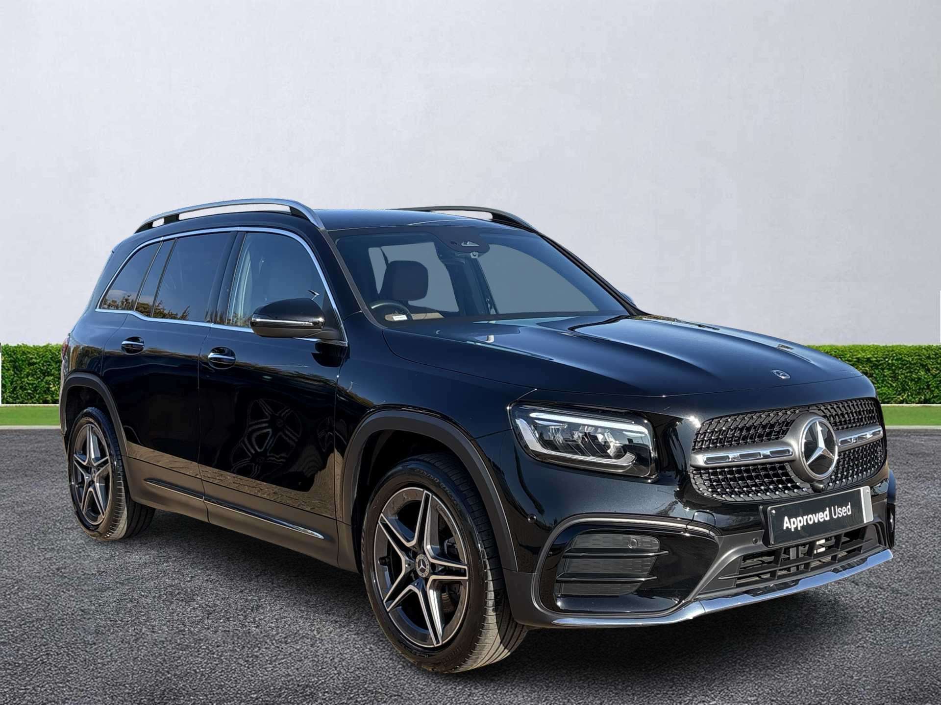 MERCEDES-BENZ GLB ESTATE GLB 200 AMG Line Executive 5dr 7G-Tronic